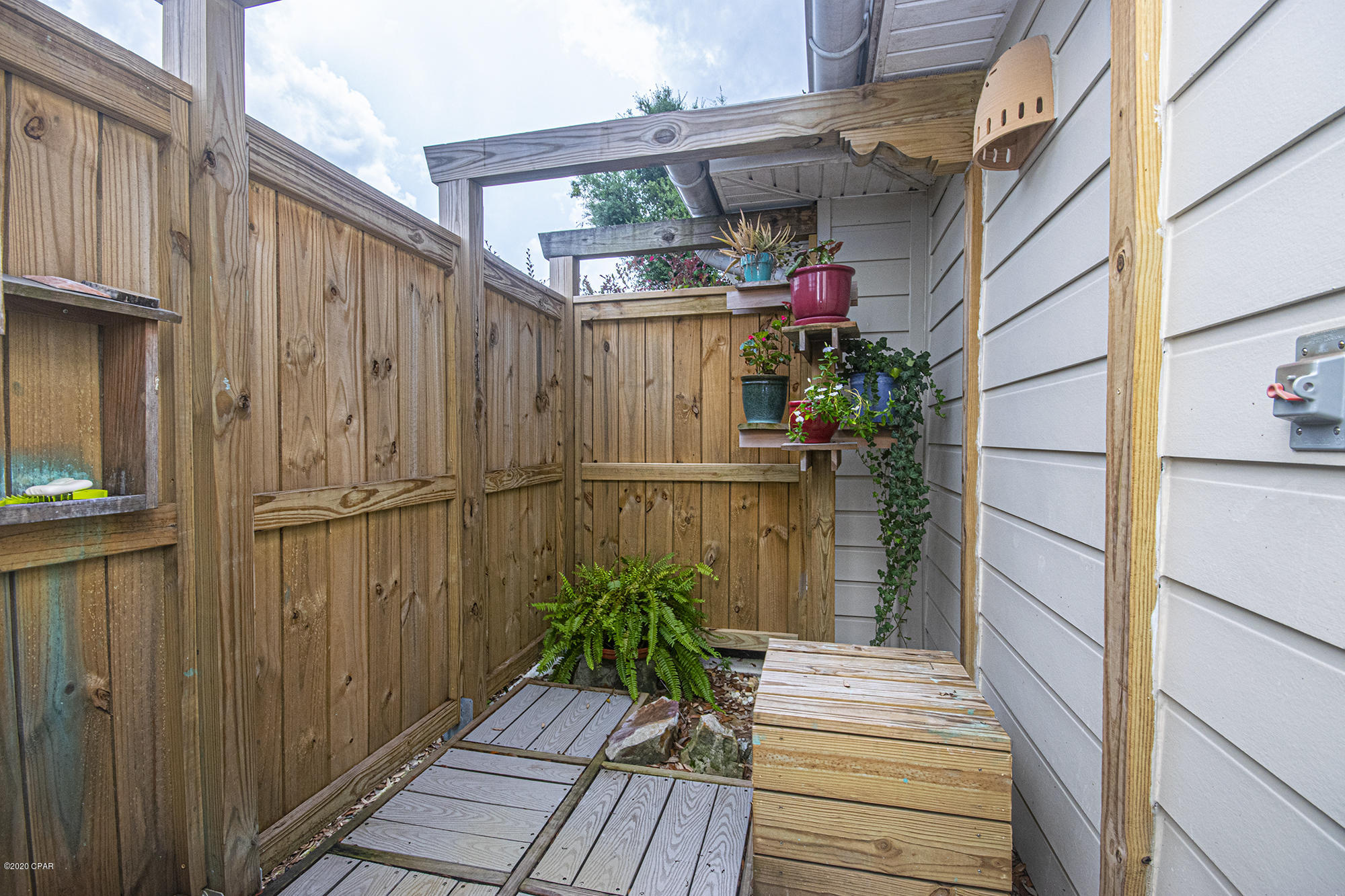 Cove Terrace 2nd Add - Residential