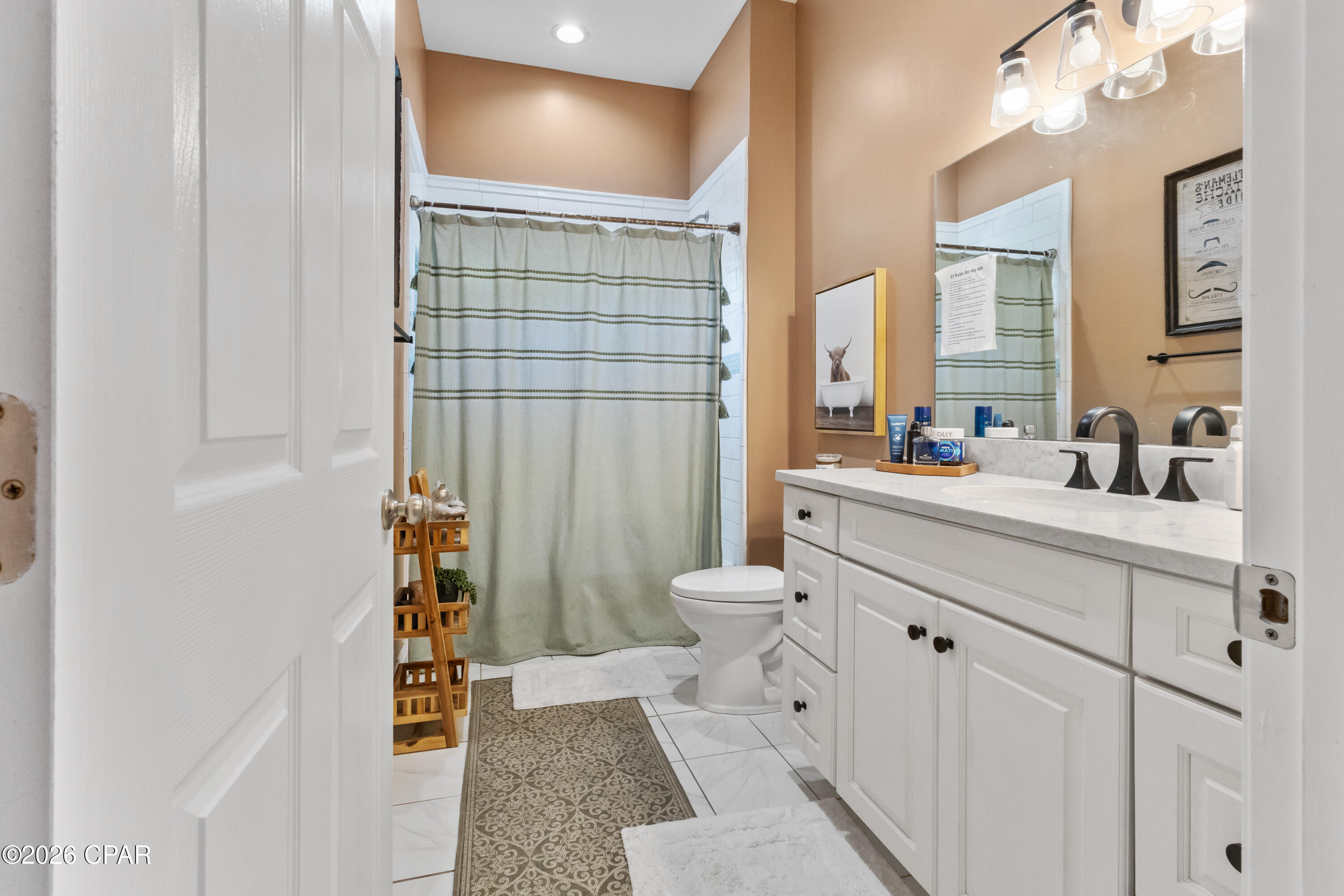 Country Club Harbour Estates - Residential