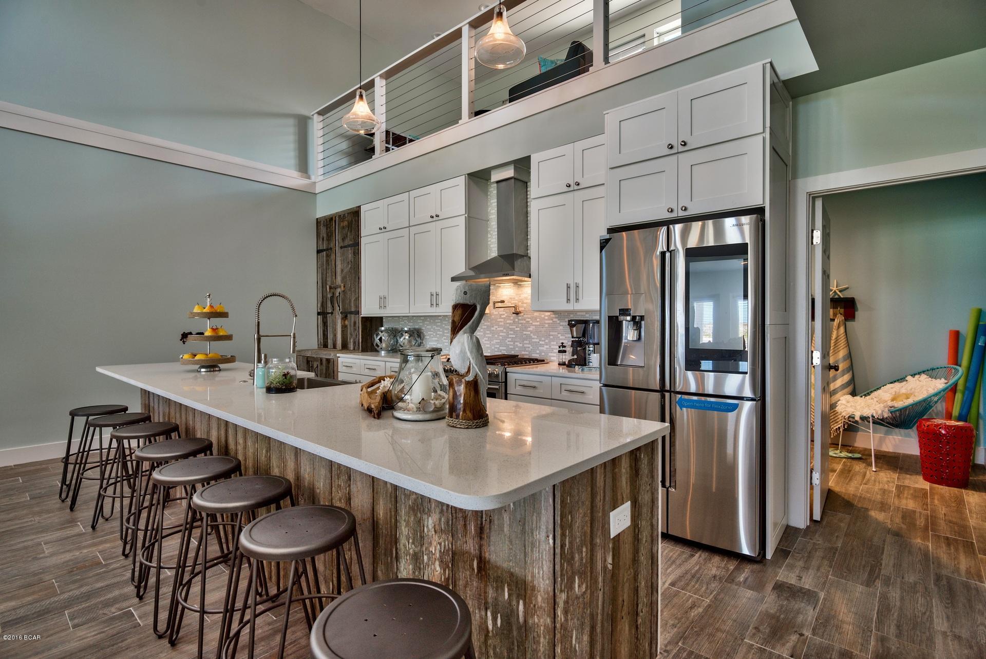 Santa Monica Beach - Residential