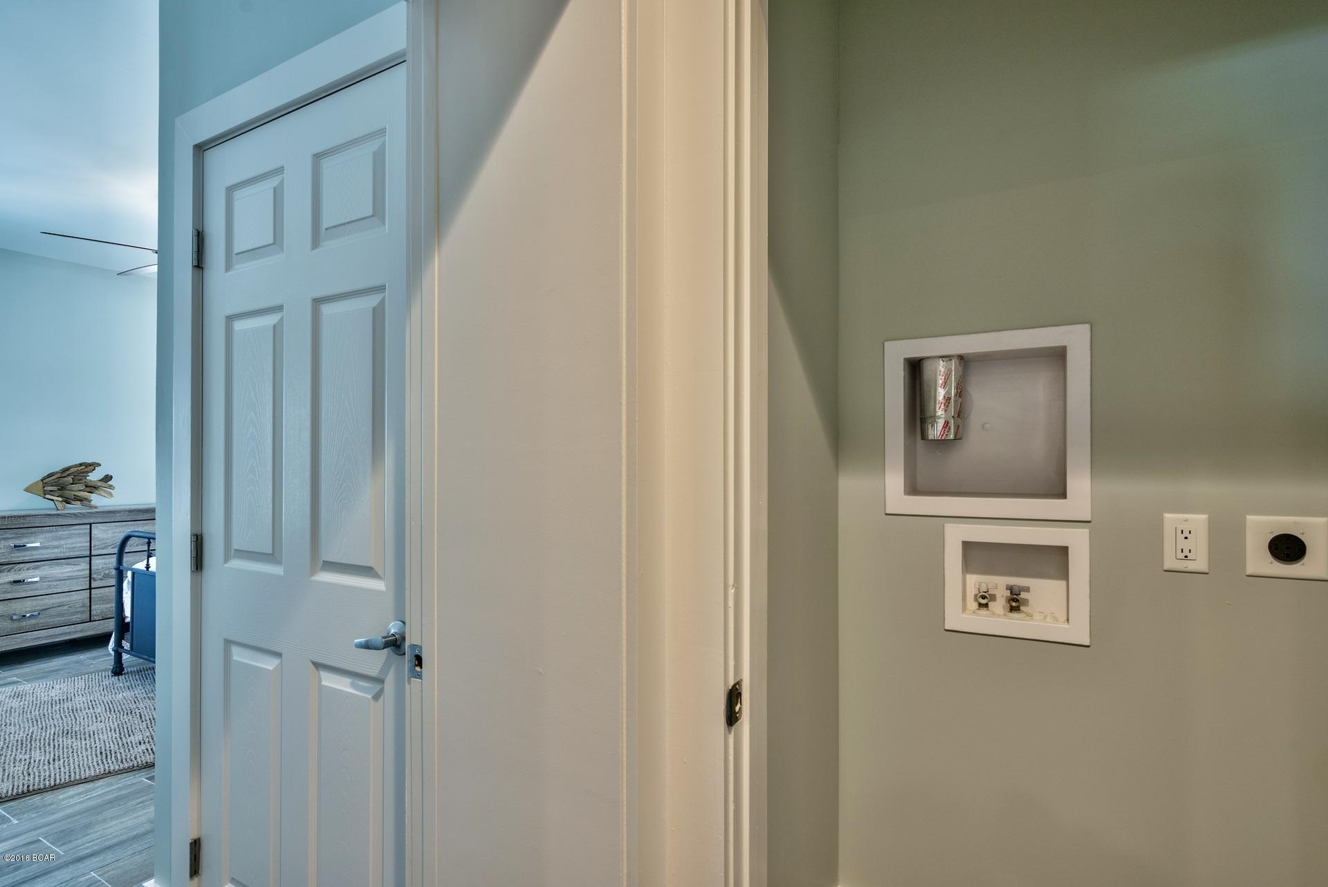 Santa Monica Beach - Residential