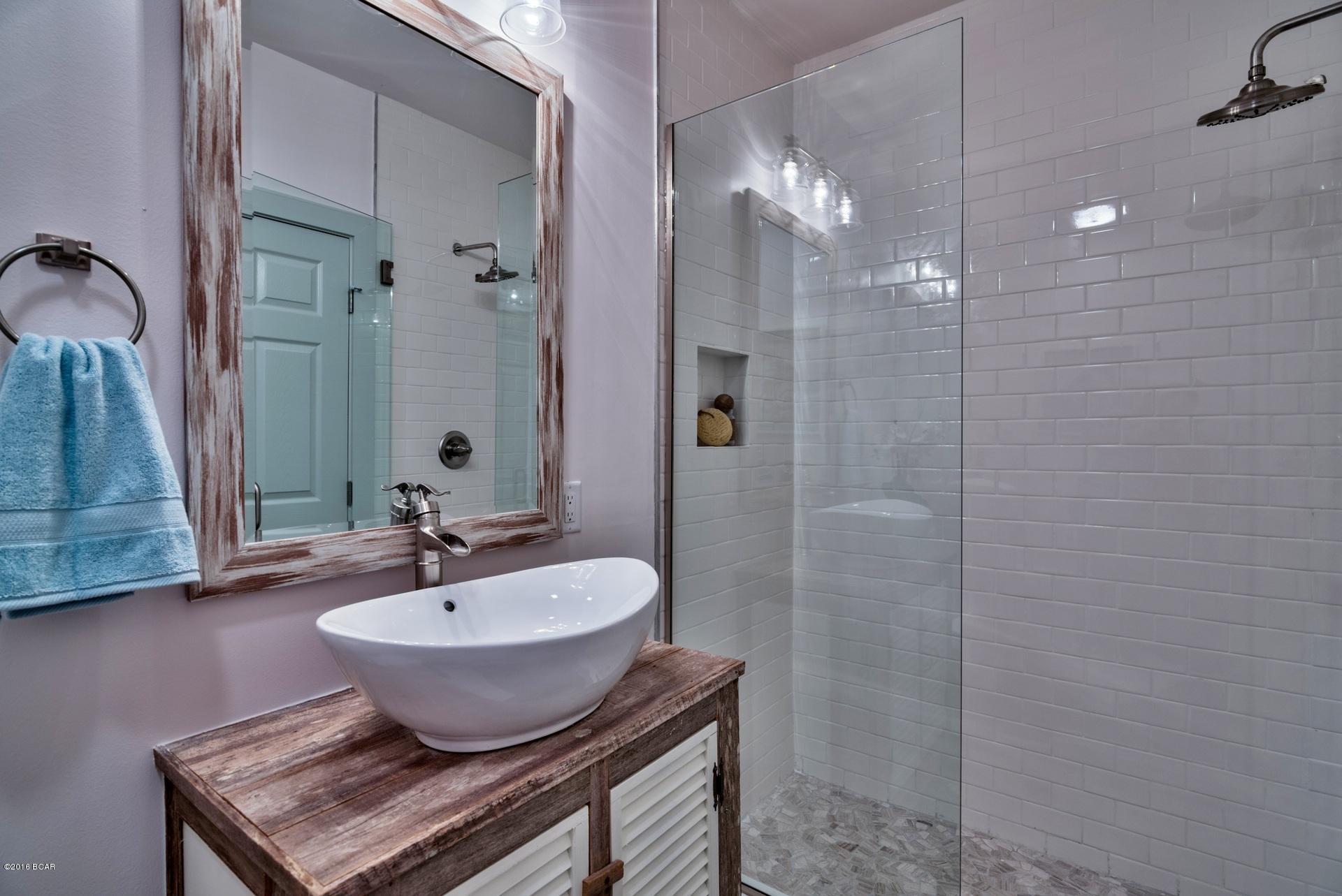 Santa Monica Beach - Residential