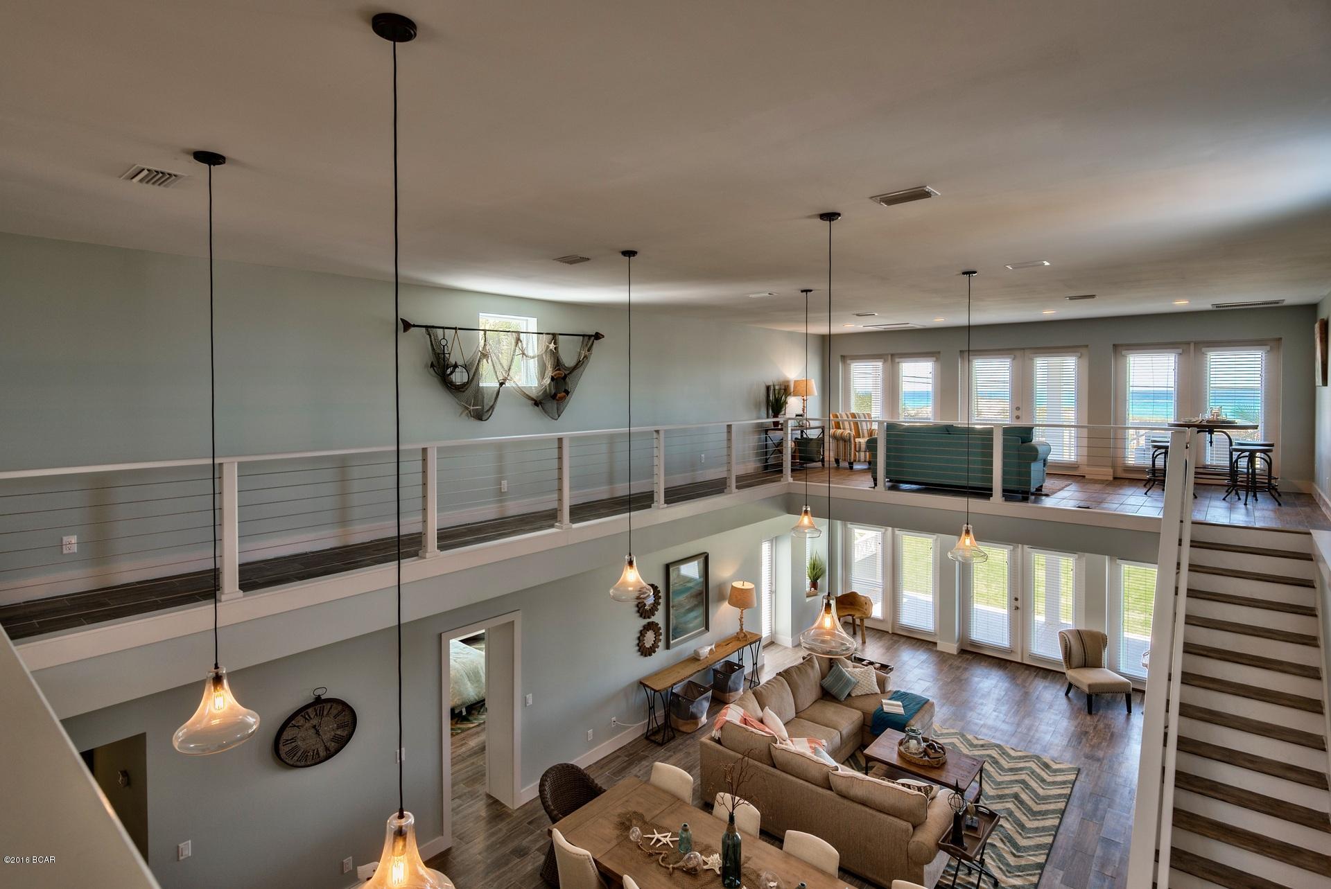 Santa Monica Beach - Residential