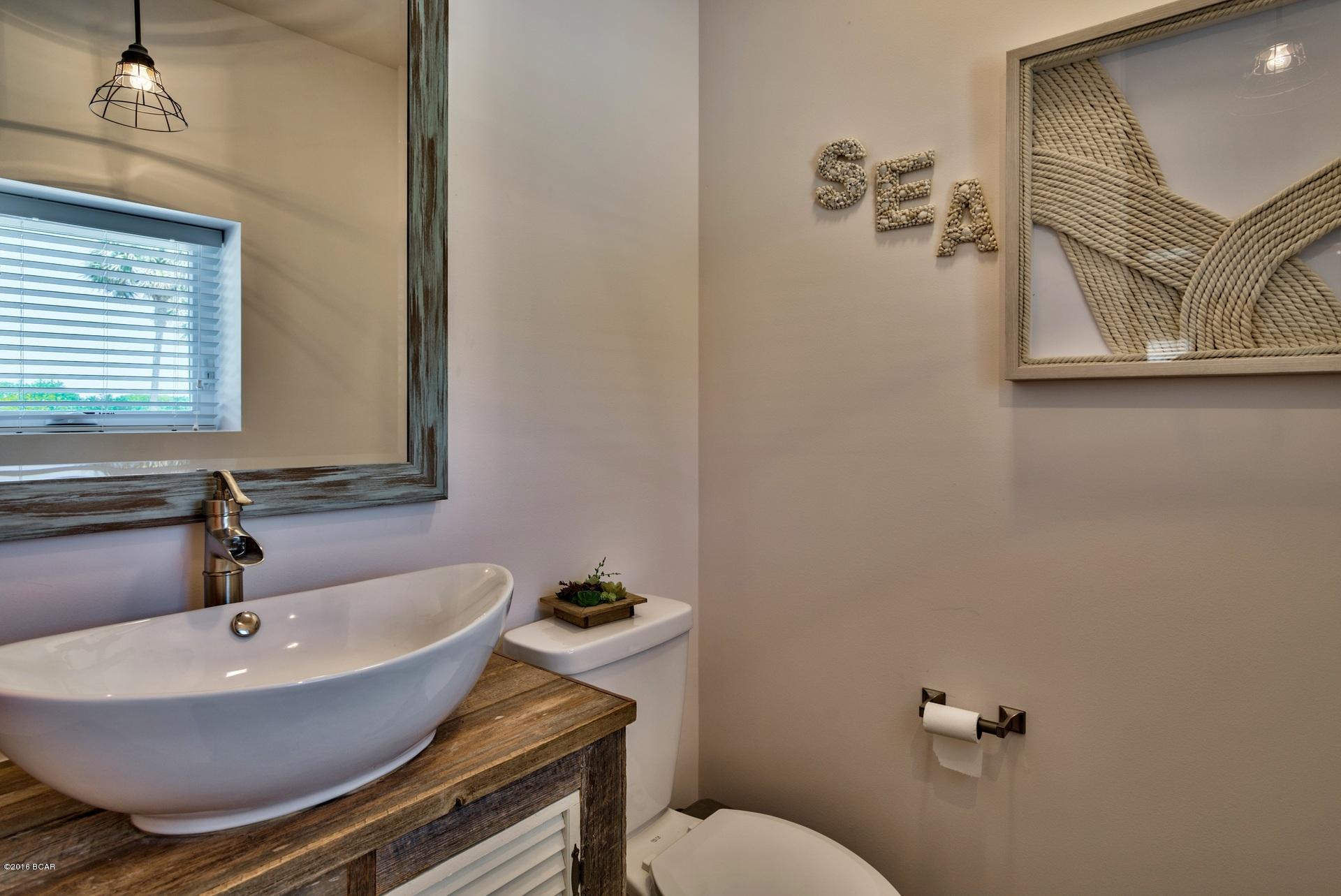 Santa Monica Beach - Residential