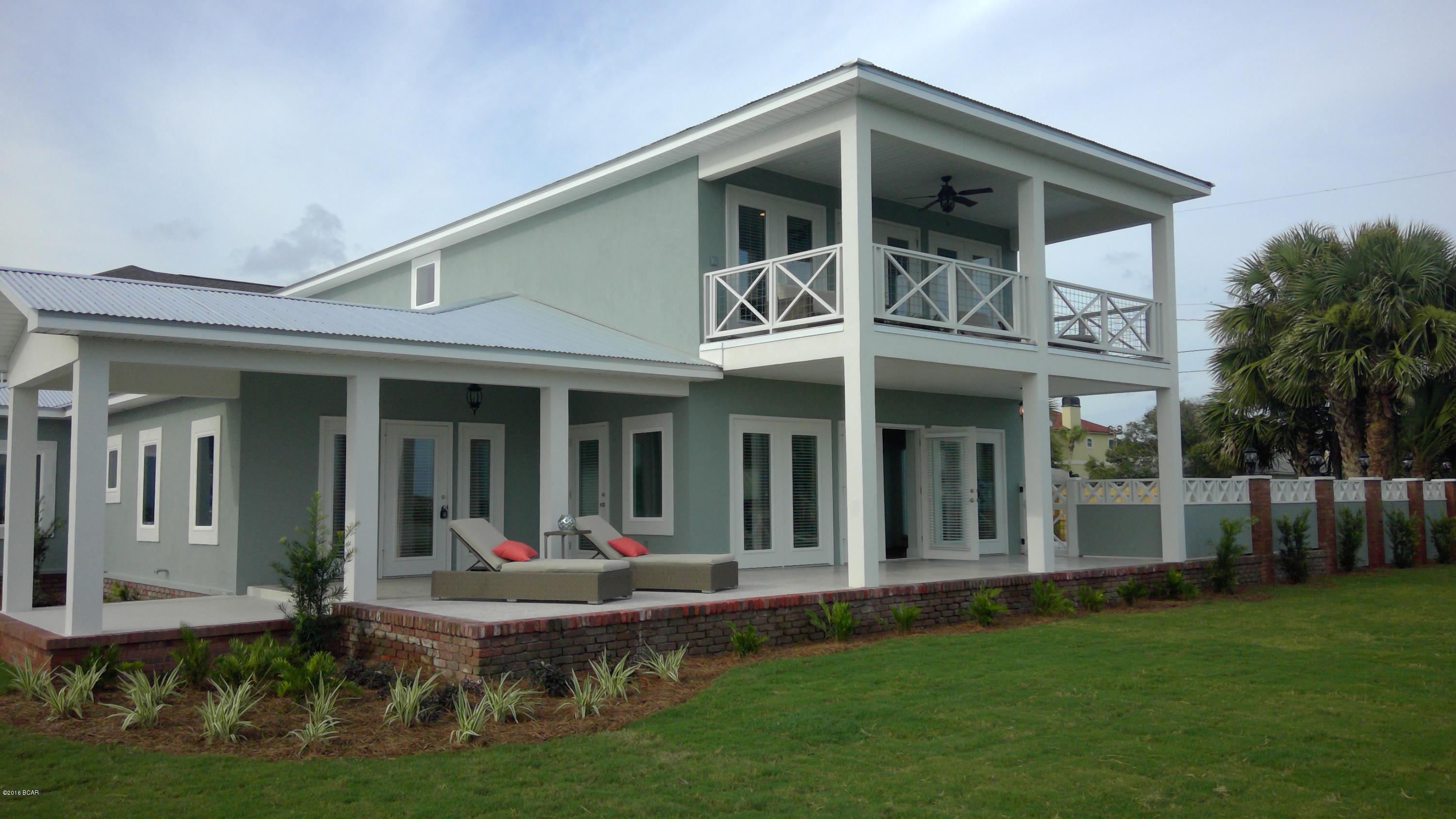 Santa Monica Beach - Residential