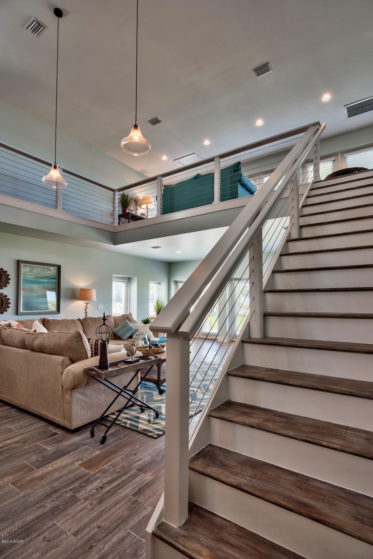 Santa Monica Beach - Residential