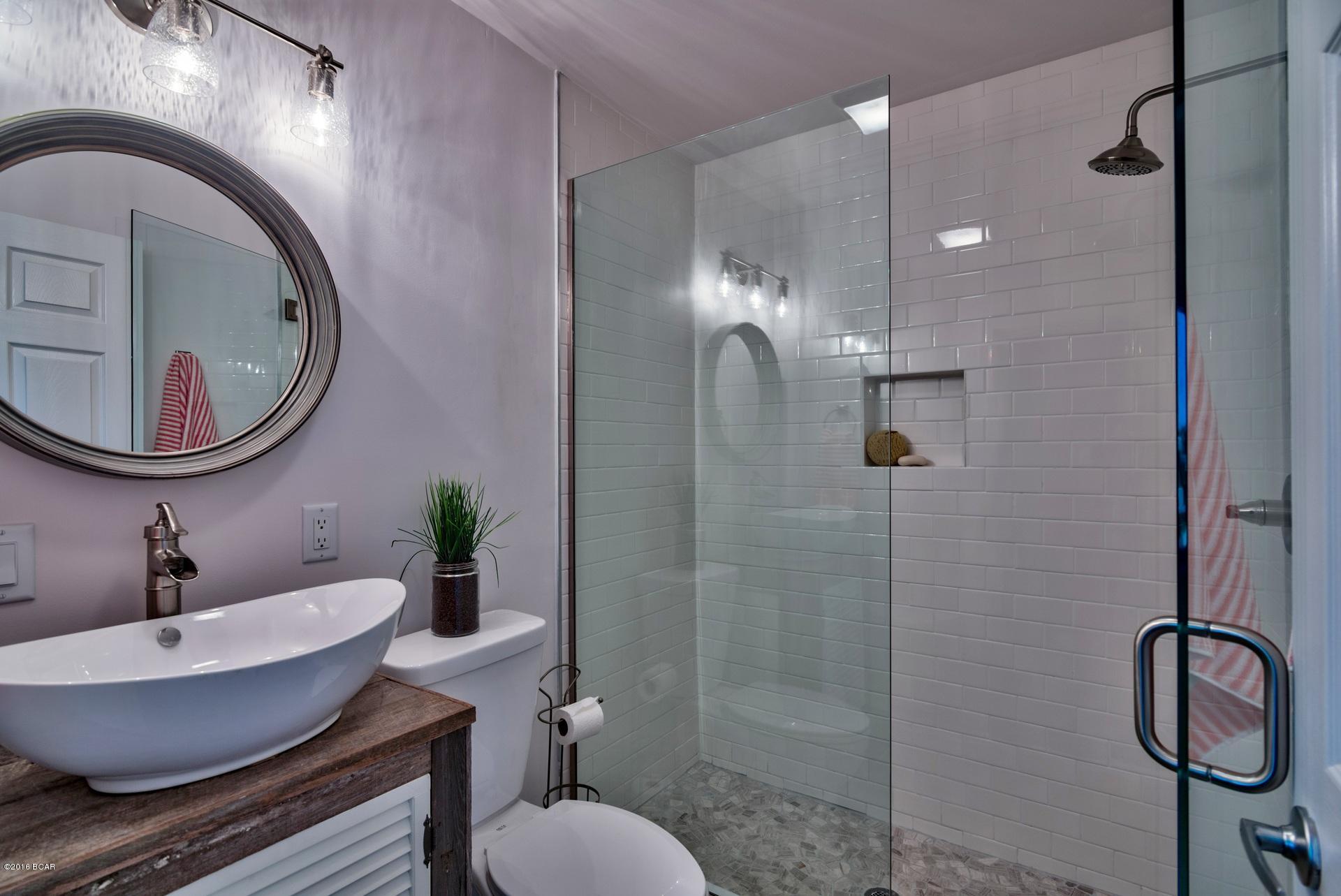 Santa Monica Beach - Residential