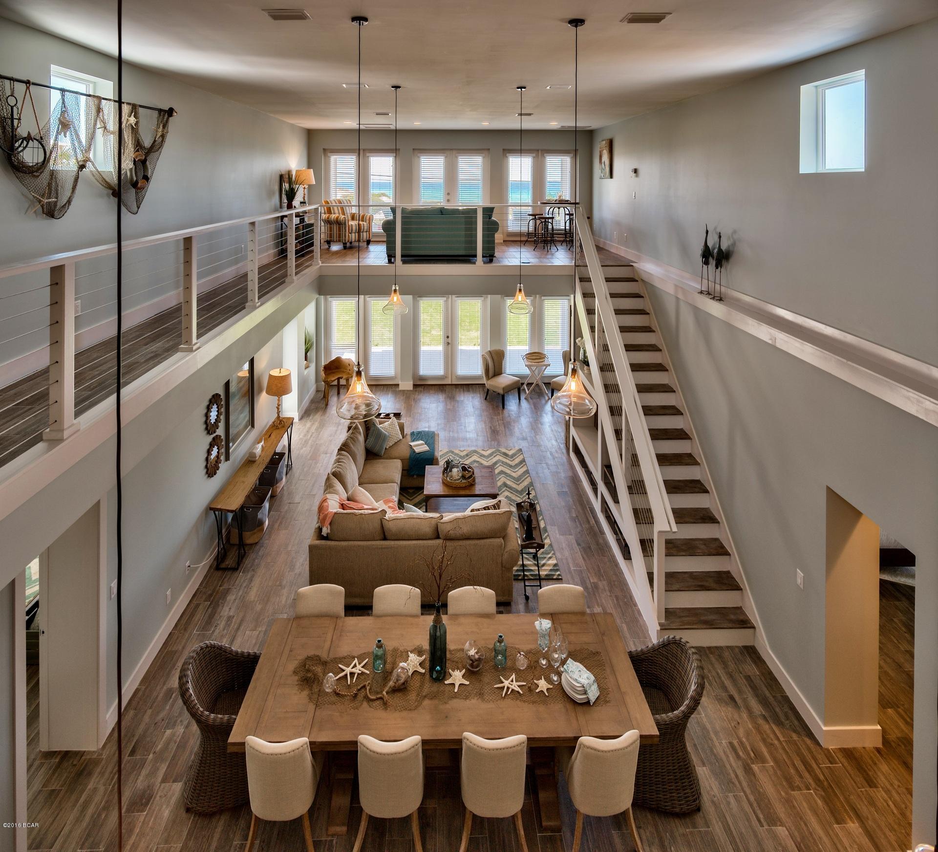 Santa Monica Beach - Residential