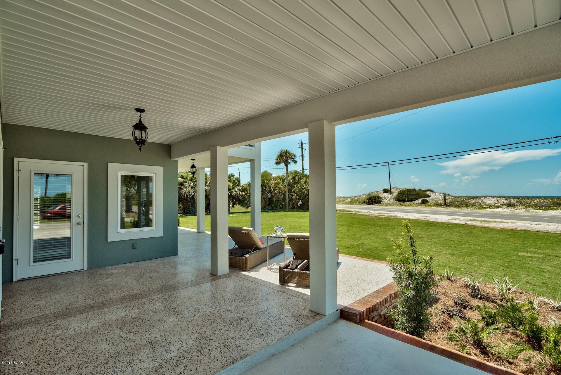 Santa Monica Beach - Residential