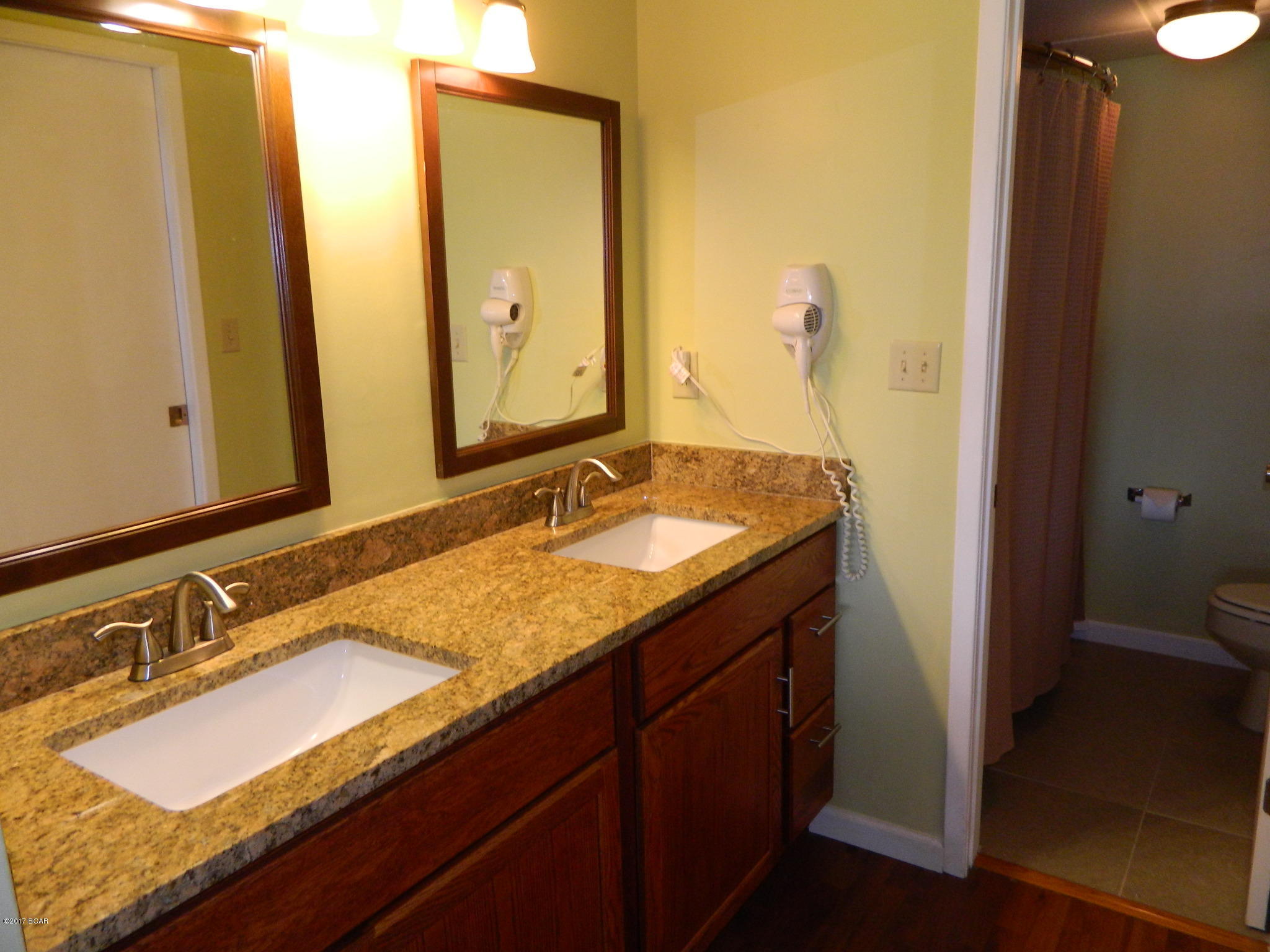 Edgewater Golf Villas V-A - Residential