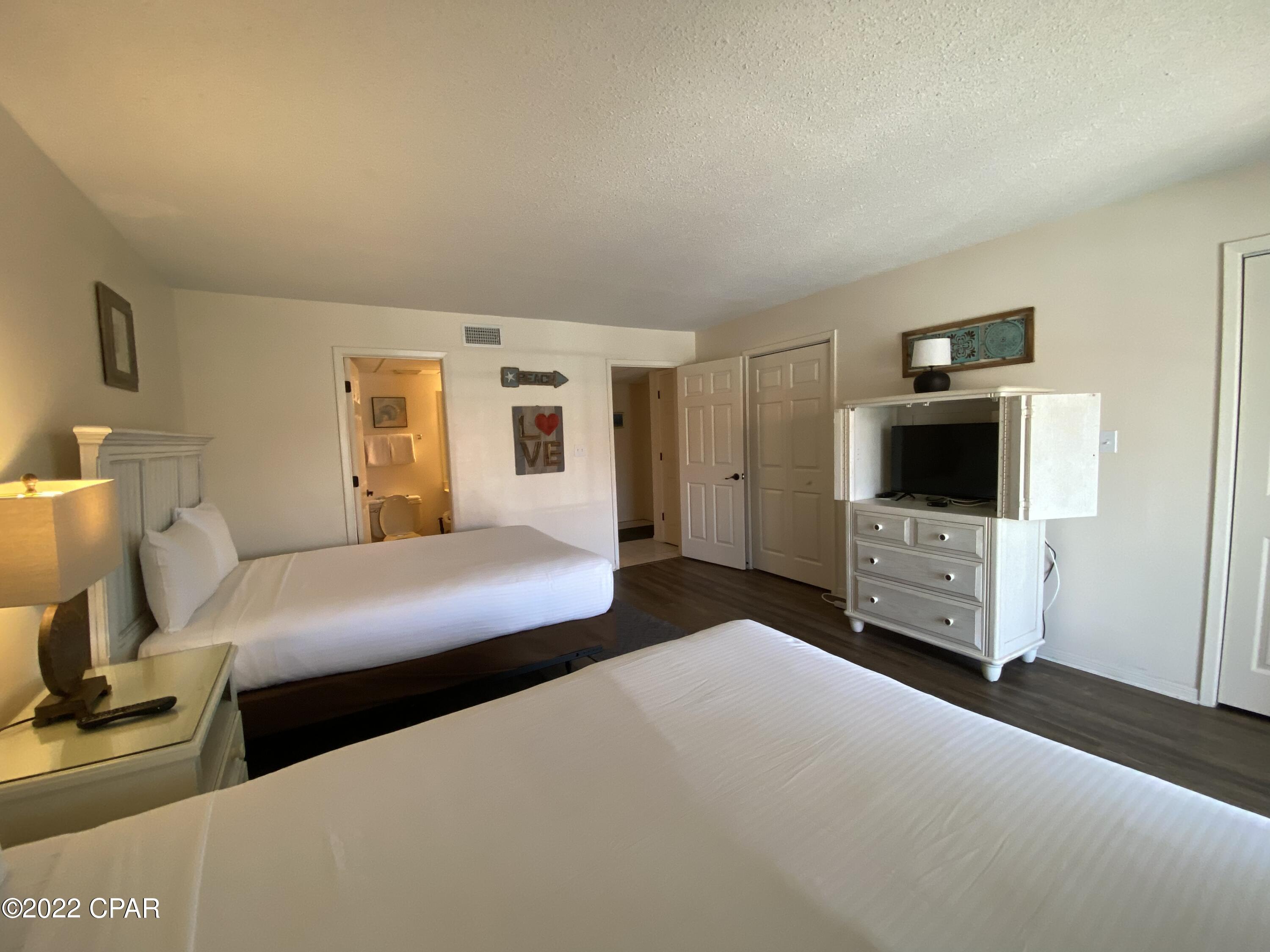 Edgewater Golf Villas V-C - Residential