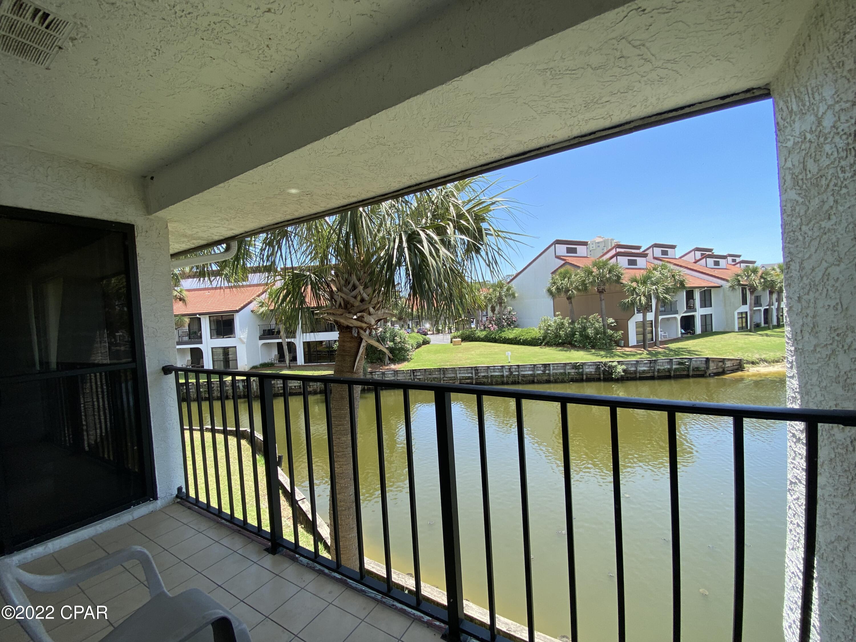 Edgewater Golf Villas V-C - Residential