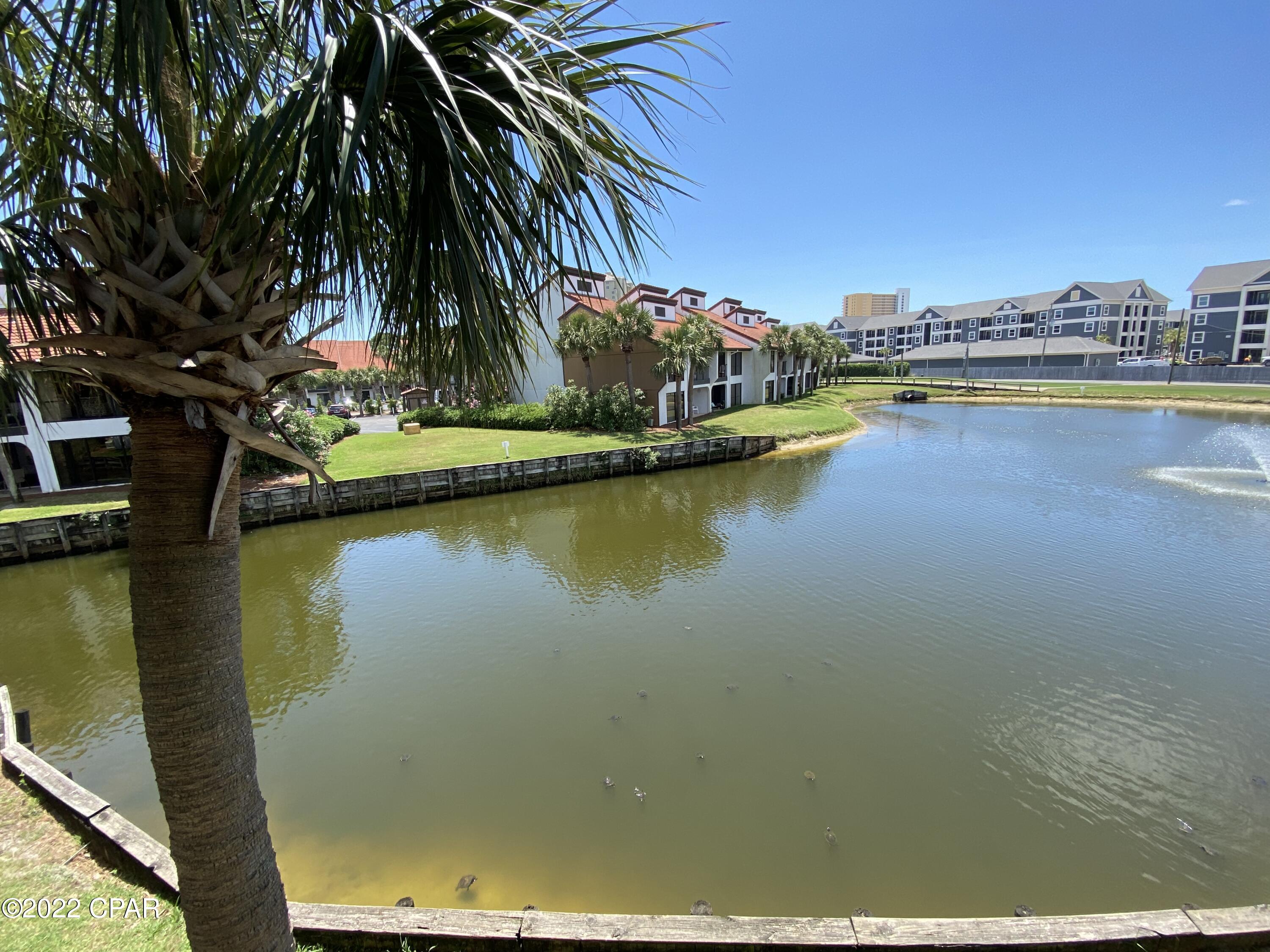 Edgewater Golf Villas V-C - Residential