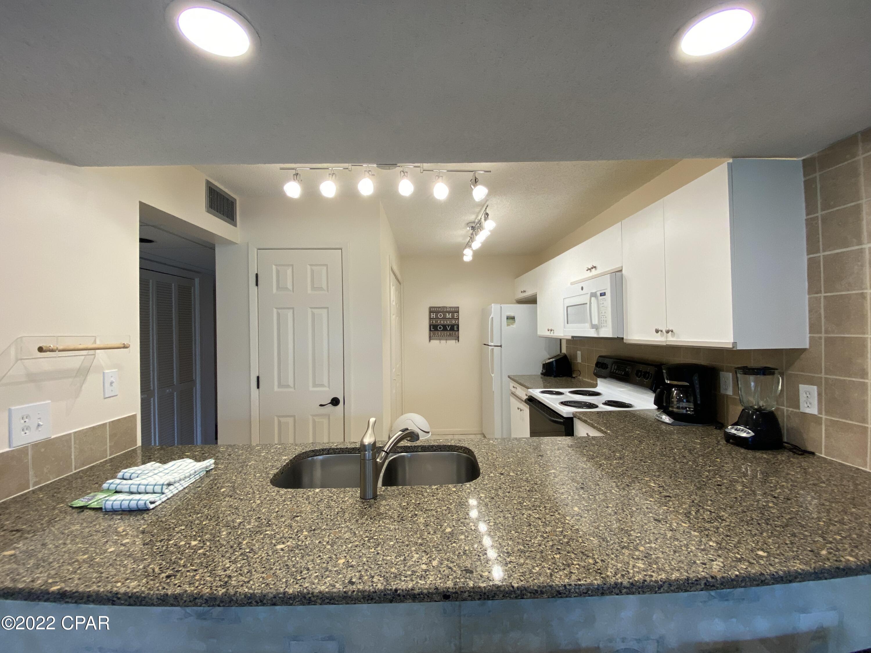 Edgewater Golf Villas V-C - Residential