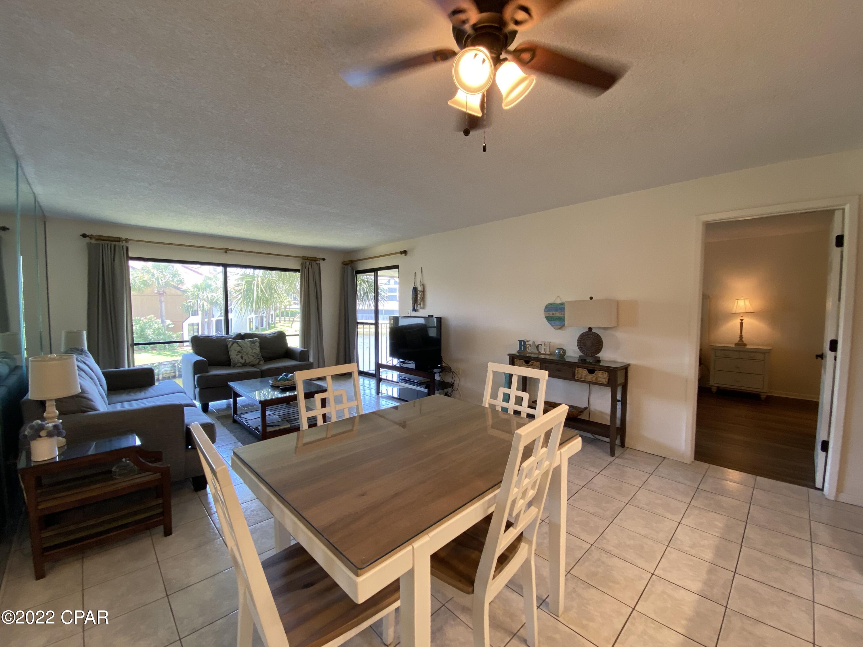 Edgewater Golf Villas V-C - Residential