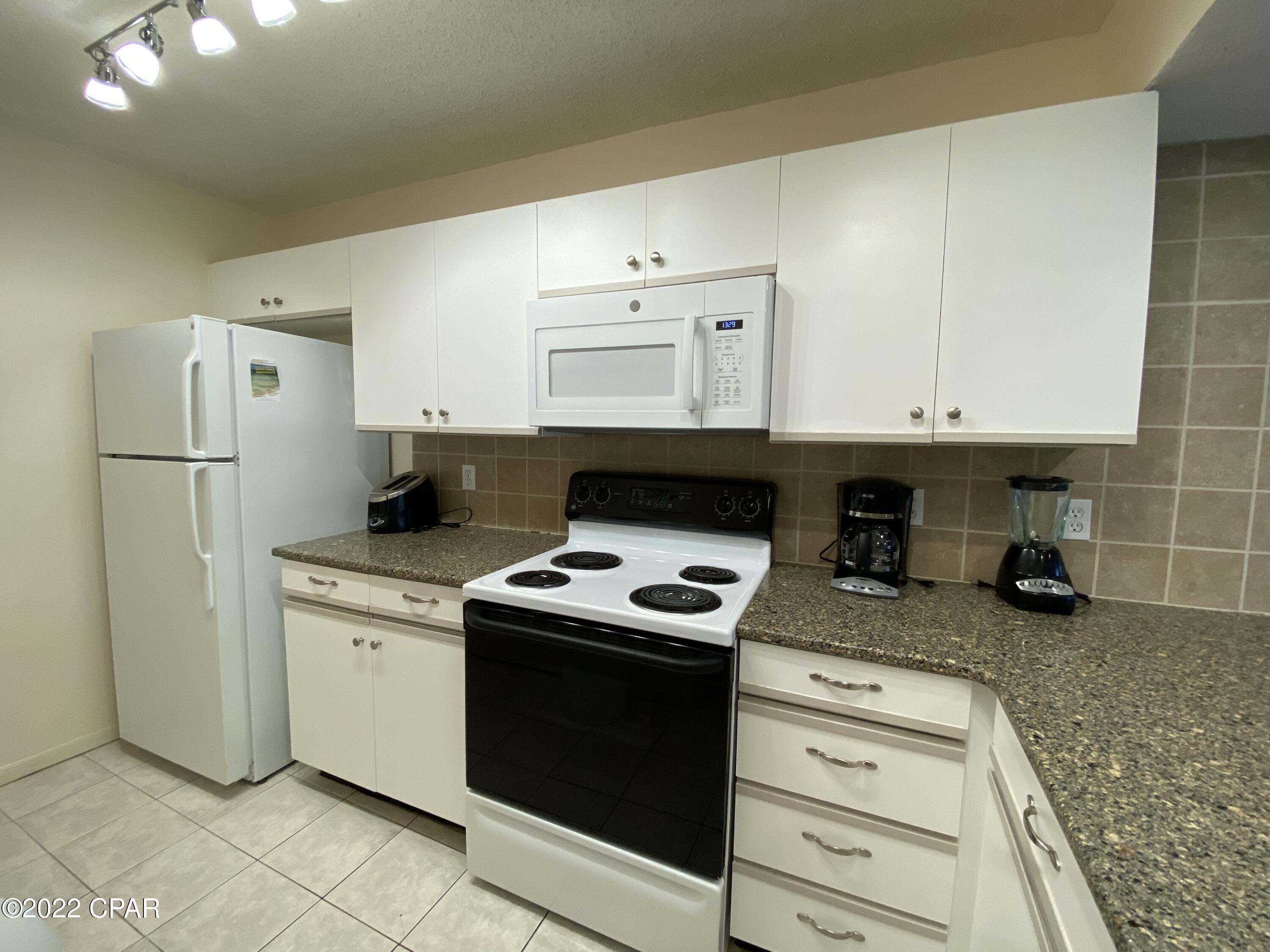 Edgewater Golf Villas V-C - Residential