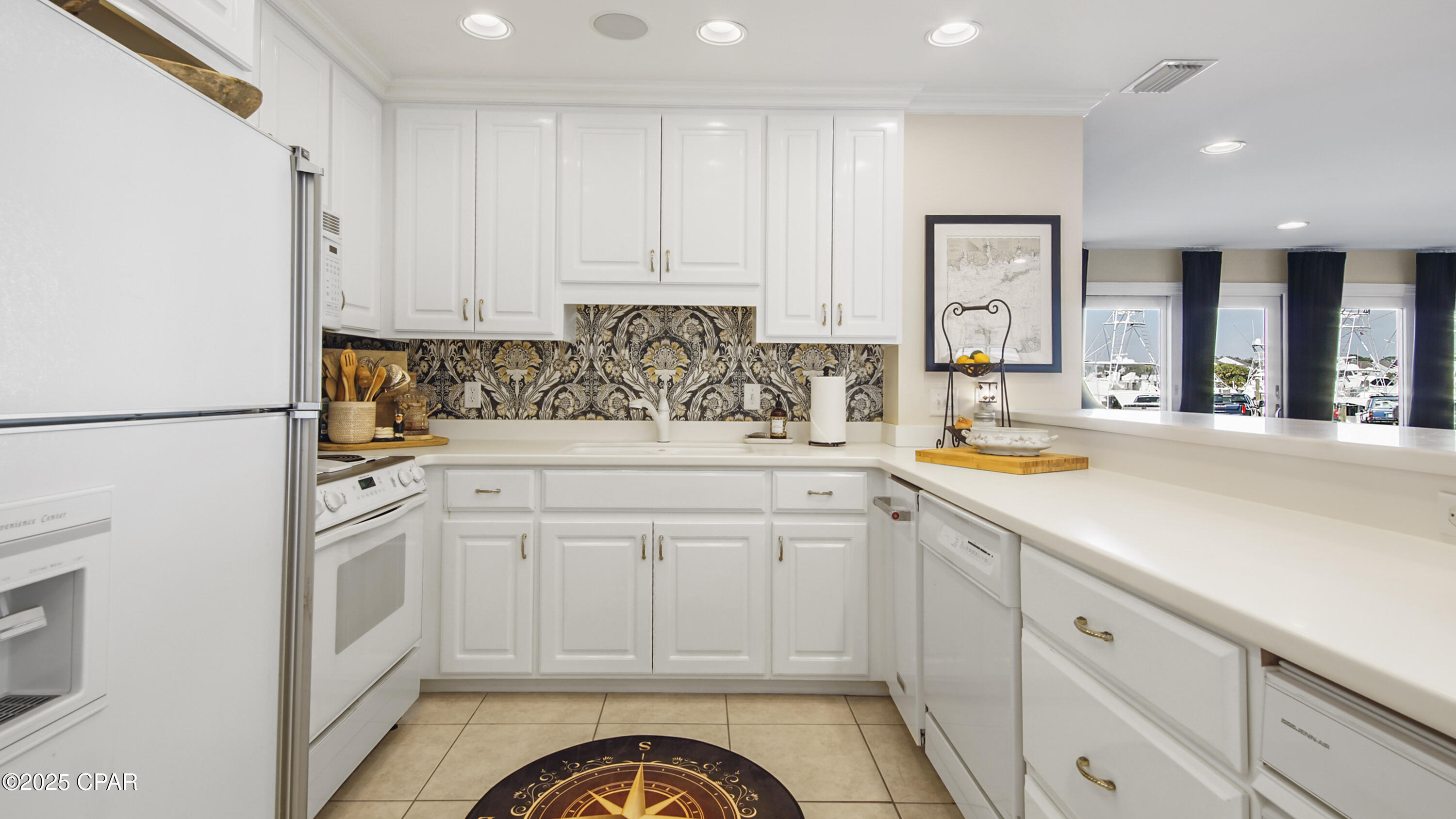 Bay Point Harbour Villas - Residential