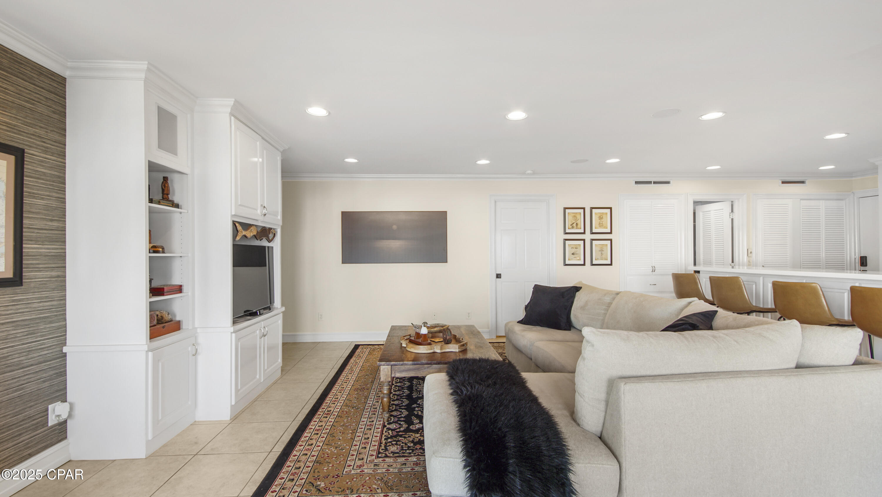 Bay Point Harbour Villas - Residential