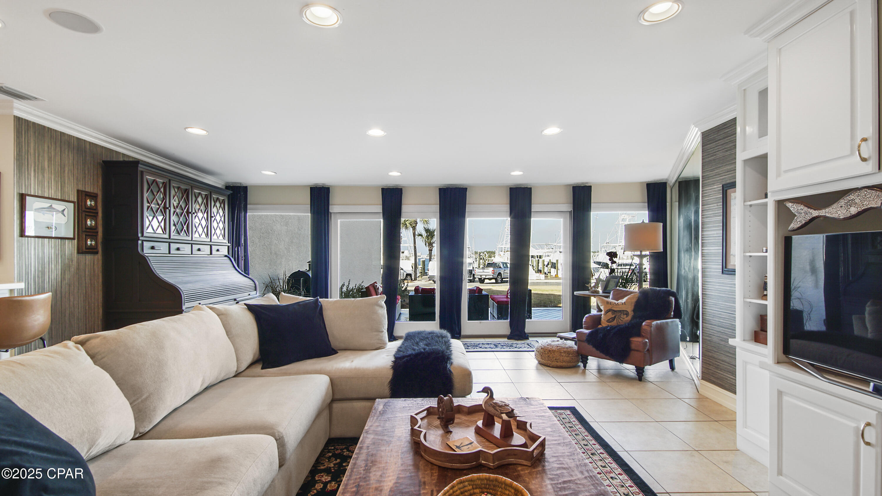 Bay Point Harbour Villas - Residential