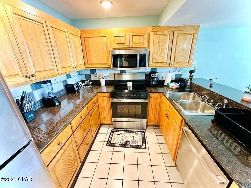 Pelican Walk - Residential Lease