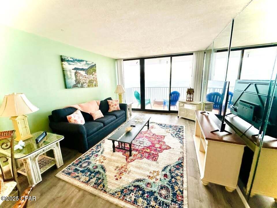 Pelican Walk - Residential Lease