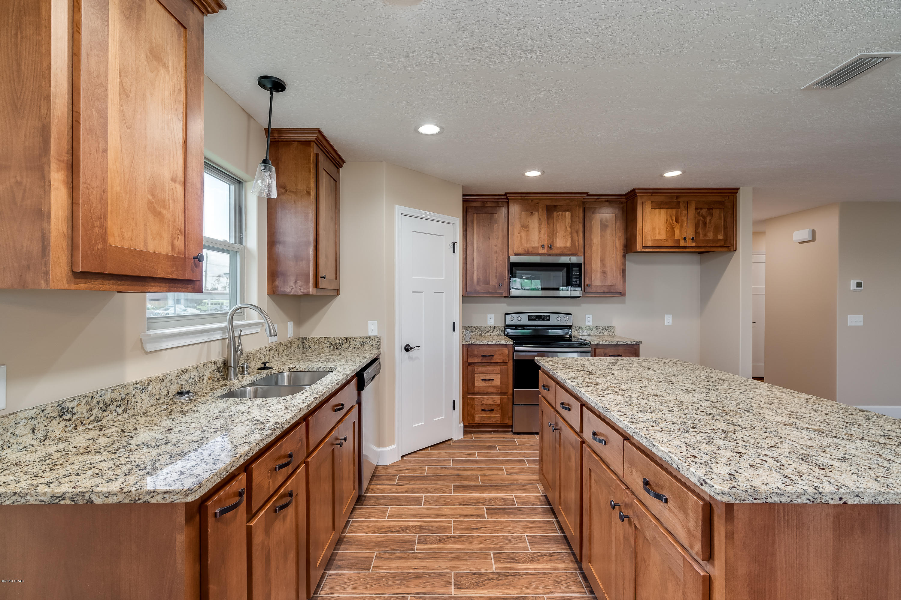 Ashlee Manor - Residential