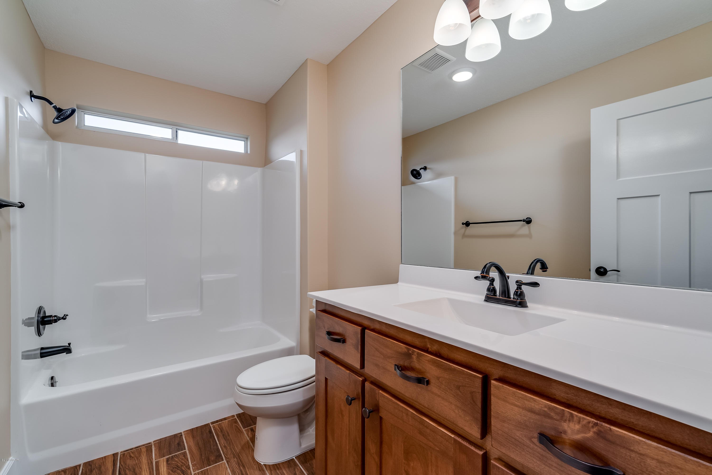 Ashlee Manor - Residential