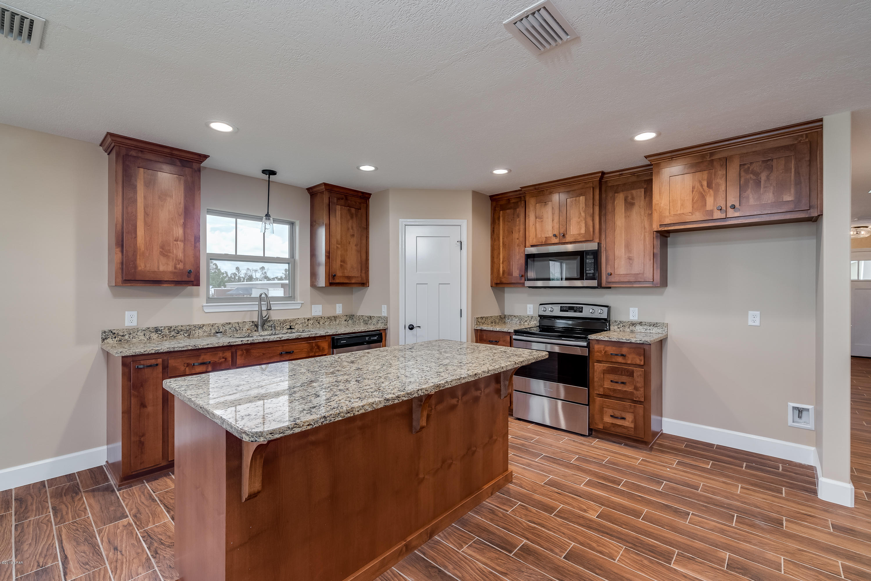 Ashlee Manor - Residential