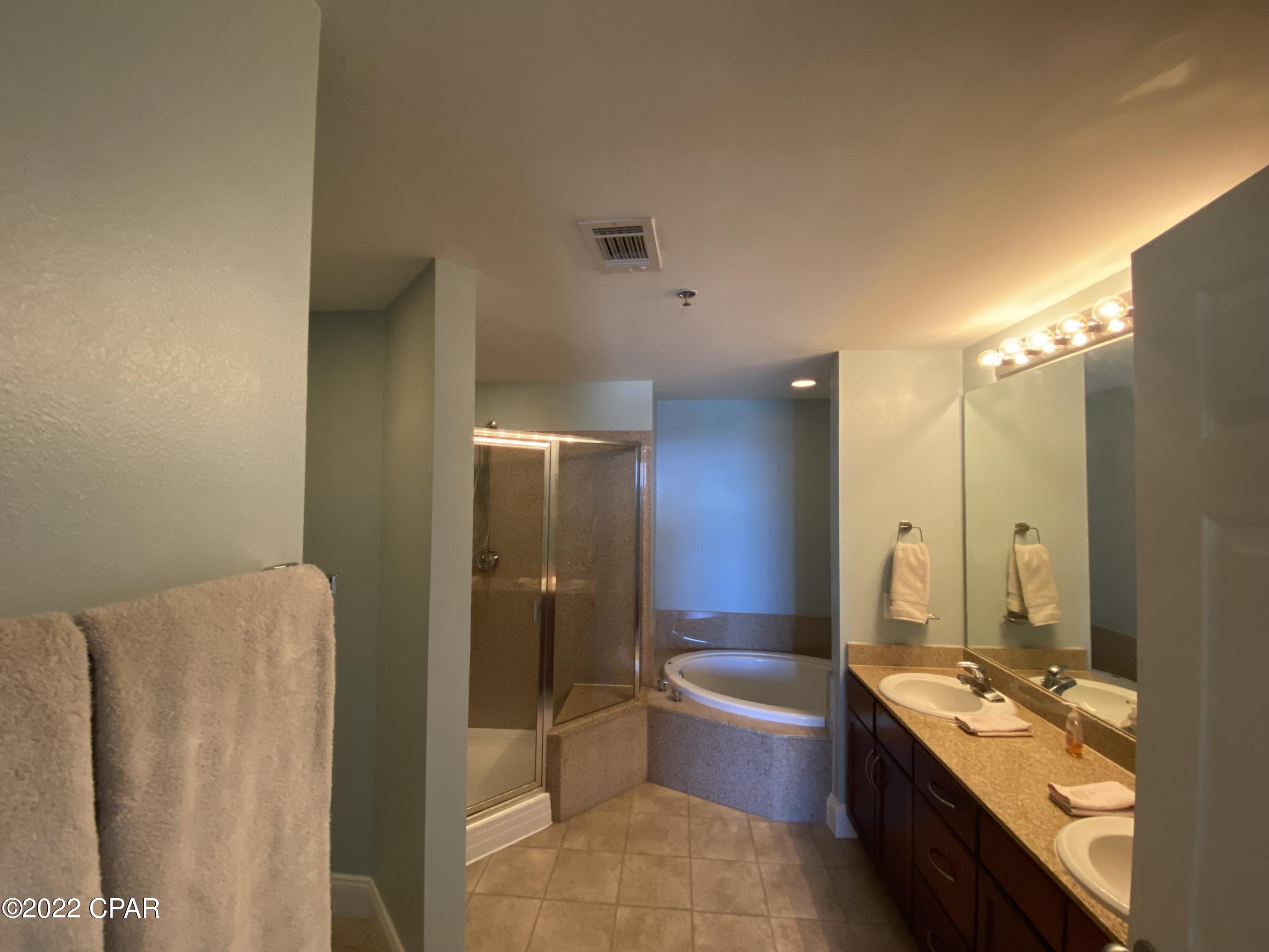 Laketown Wharf - Residential