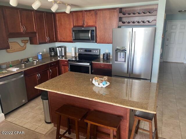 Laketown Wharf - Residential