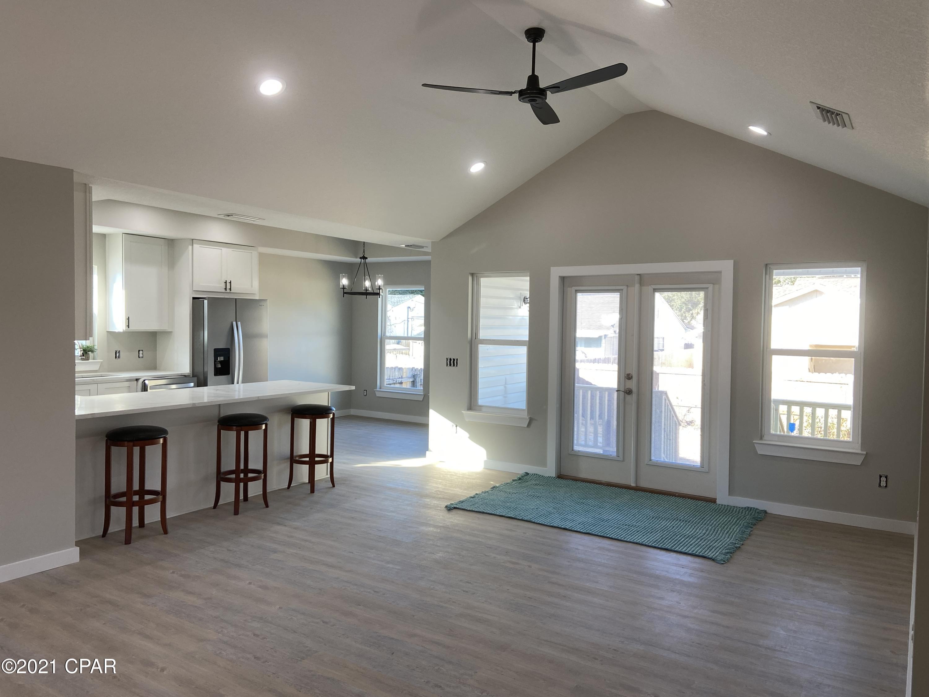 Riviera Beach 1st Add - Residential