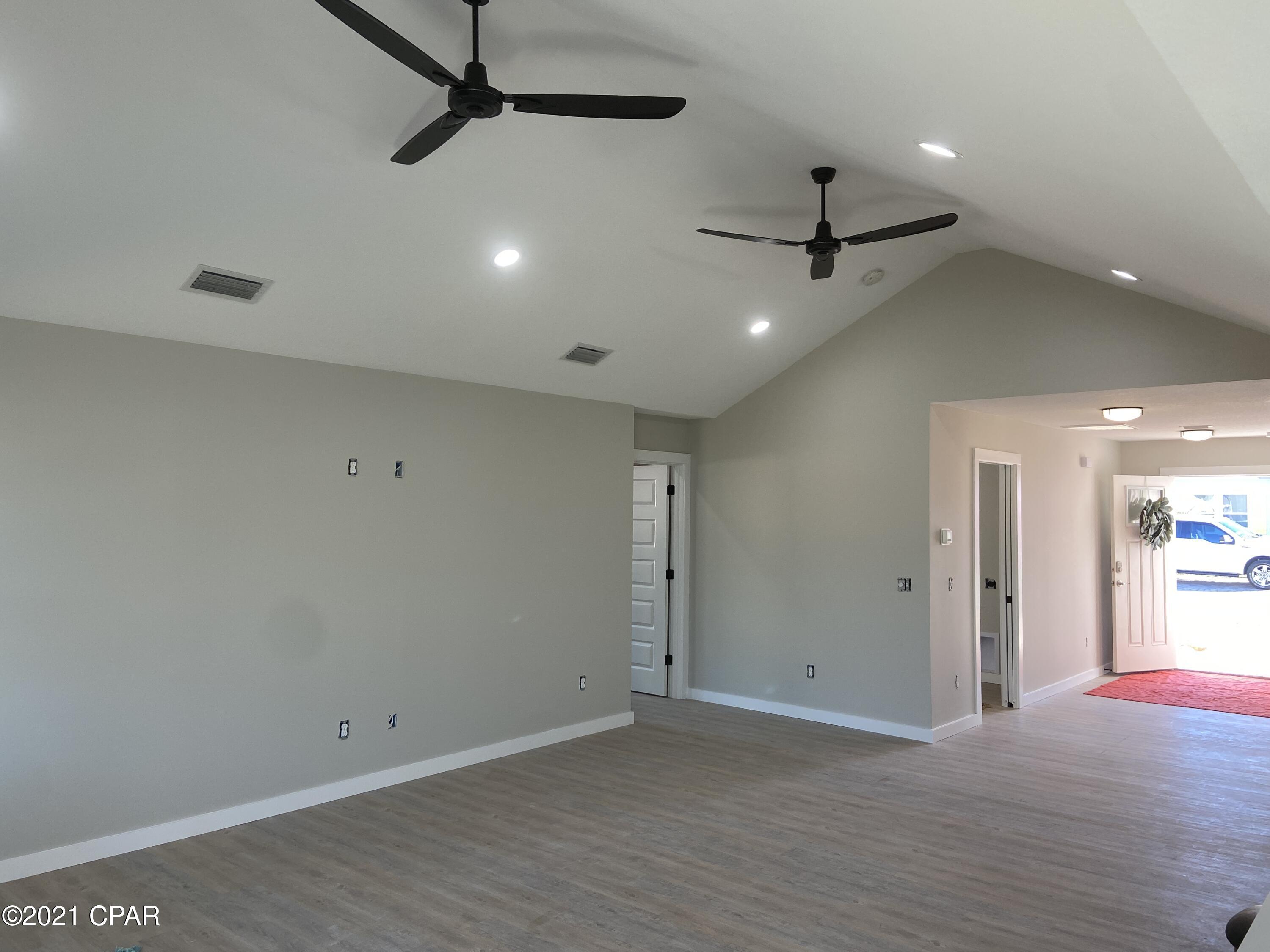 Riviera Beach 1st Add - Residential