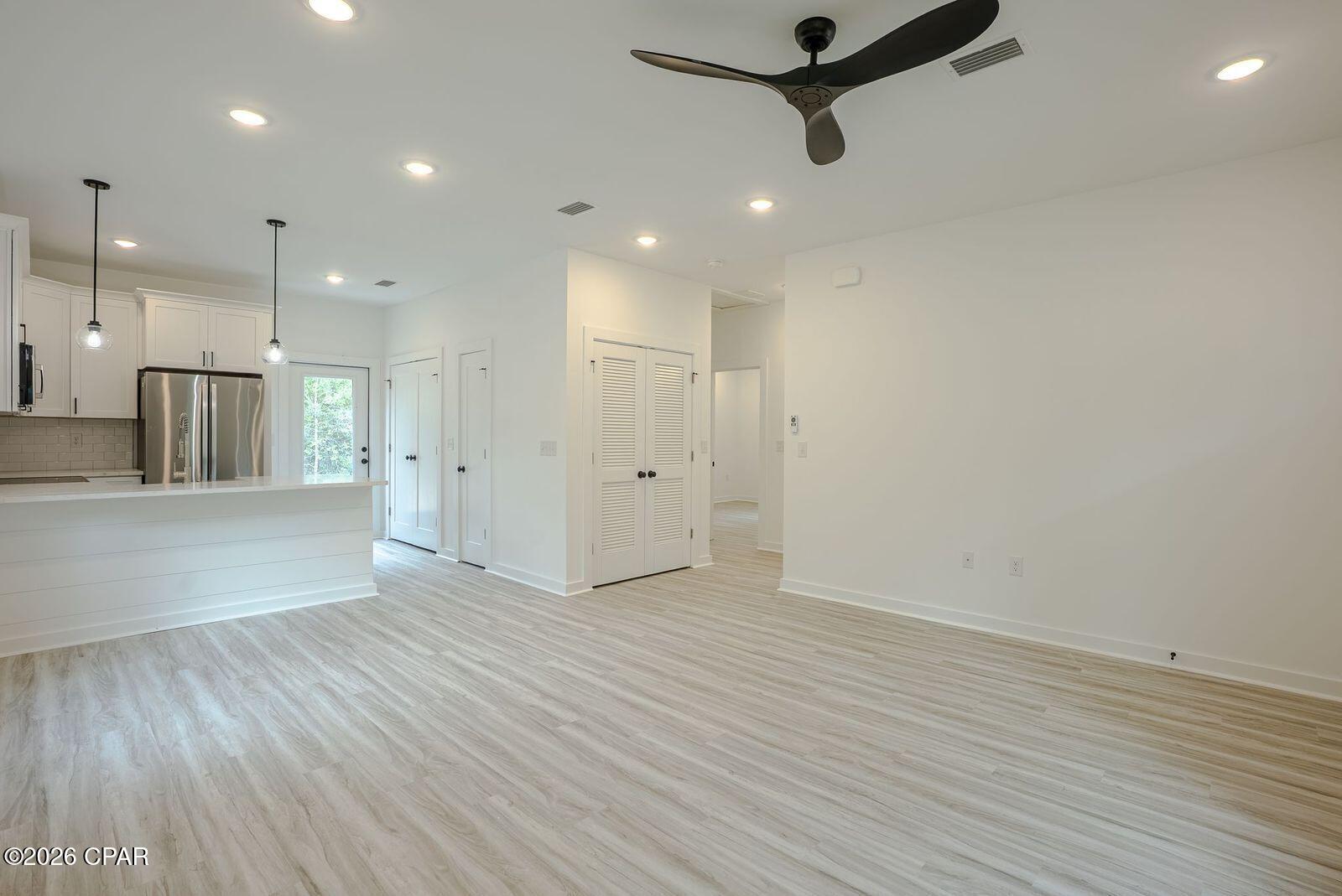 Sunny Hills Unit 1 - Residential