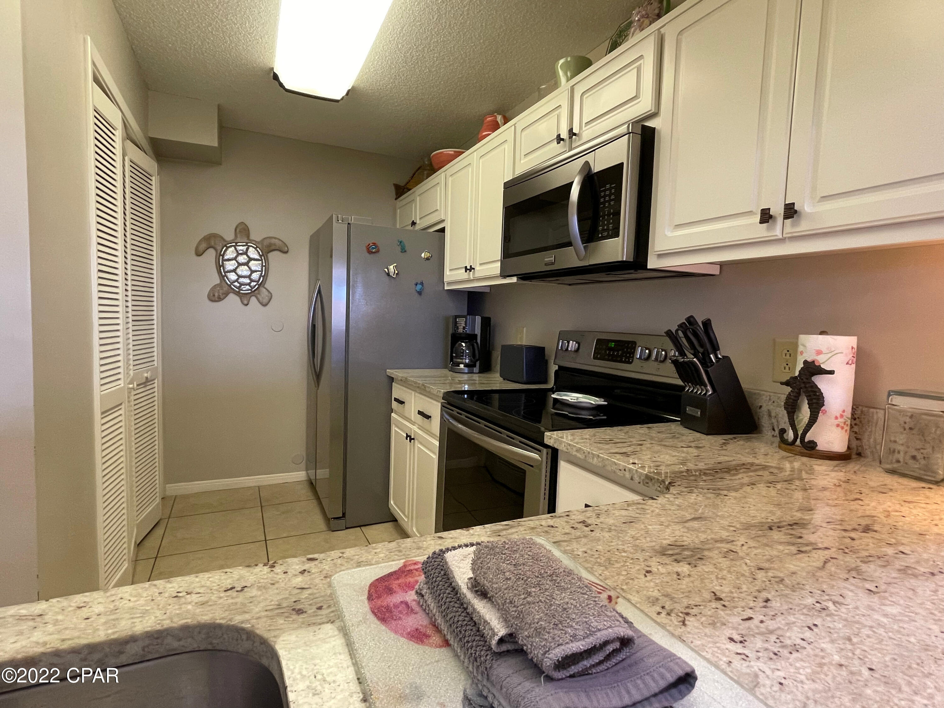 River Oaks Tennis Villas - Residential