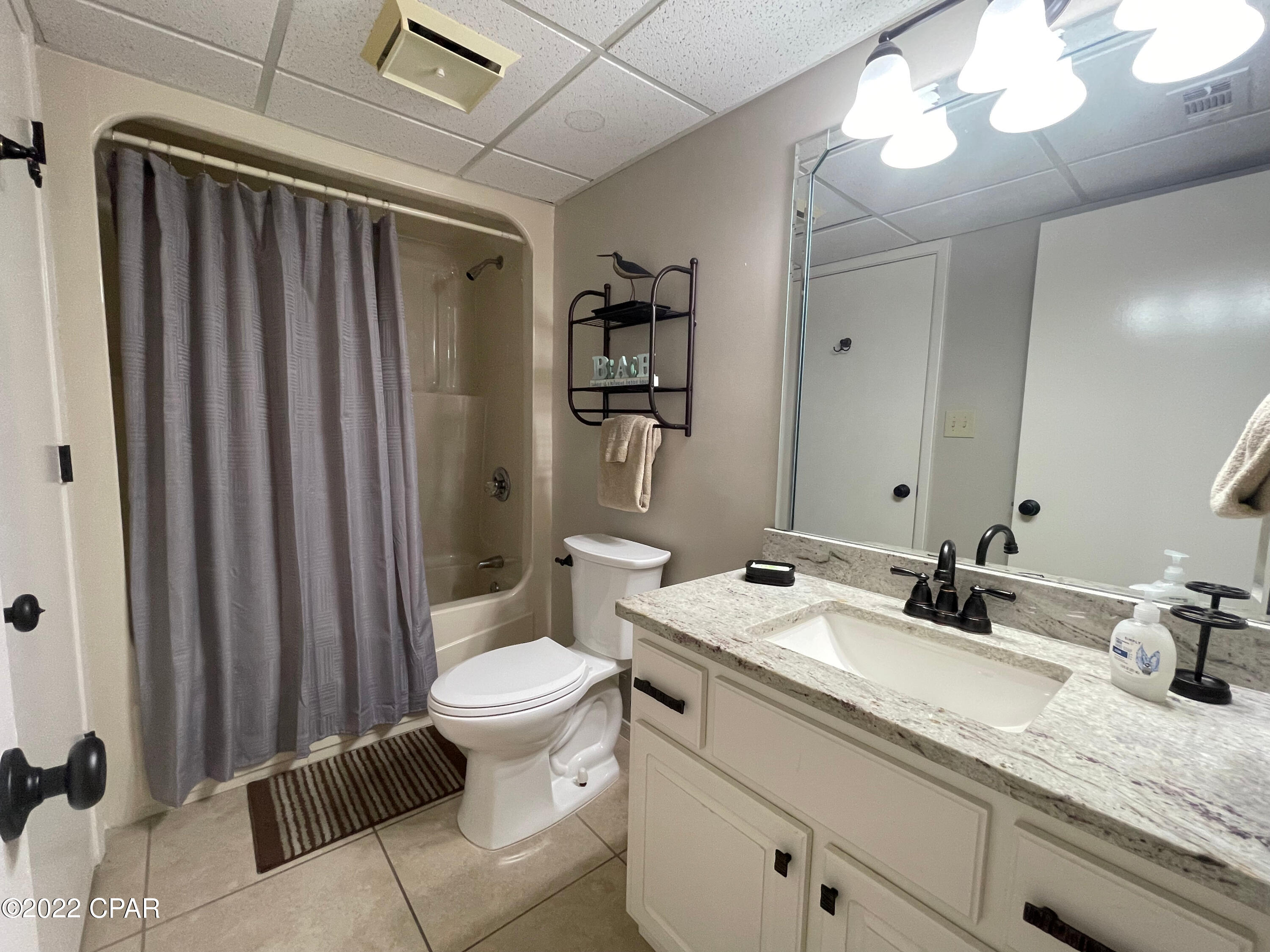 River Oaks Tennis Villas - Residential