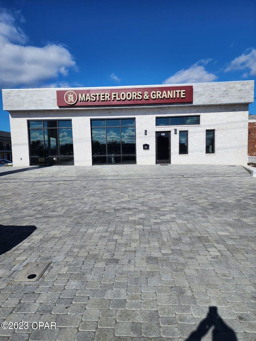 Completely remodeled free standing retail space located next to Home Depot and across from Lowes. Great visibility located directly on 23rd street. Great shopping district, high traffic count.