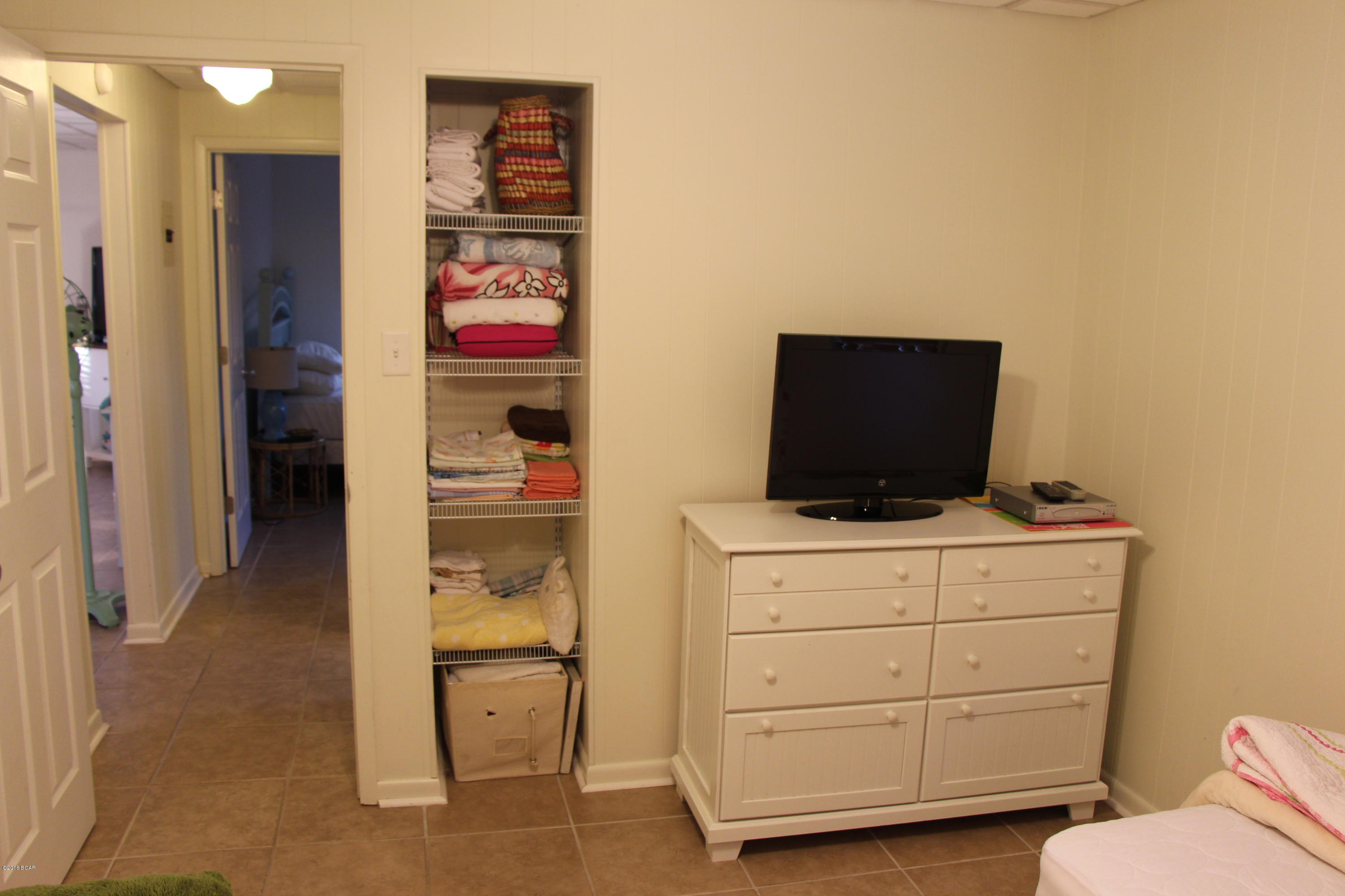 Kiska Beach - Residential