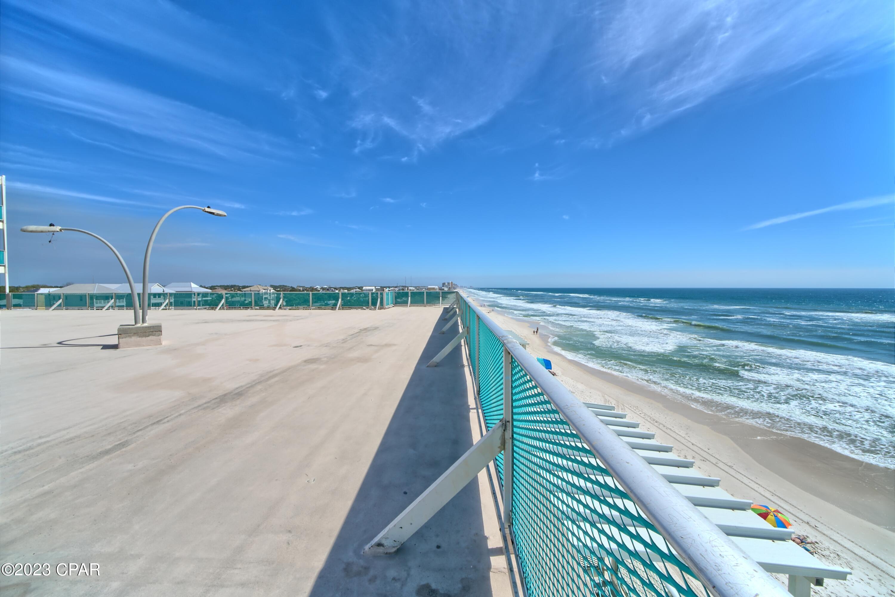 Fontainebleau Terrace - Residential