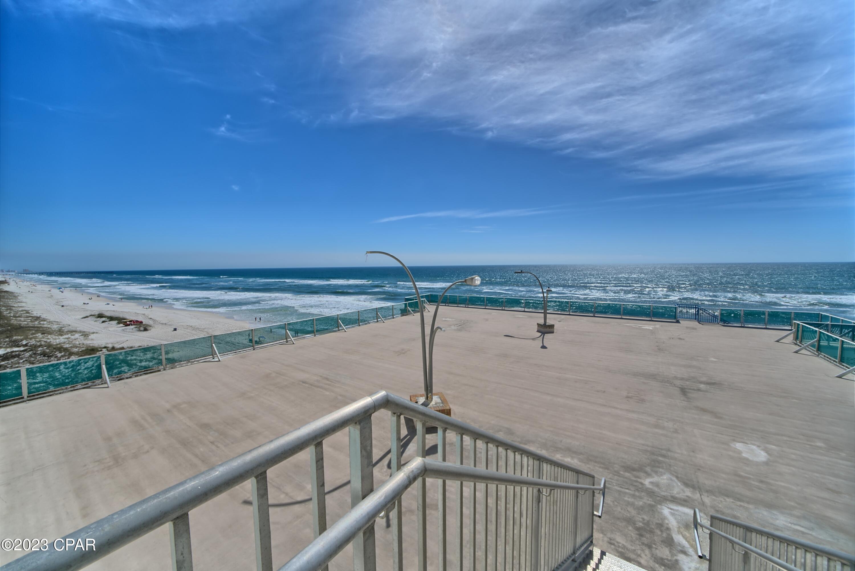 Fontainebleau Terrace - Residential