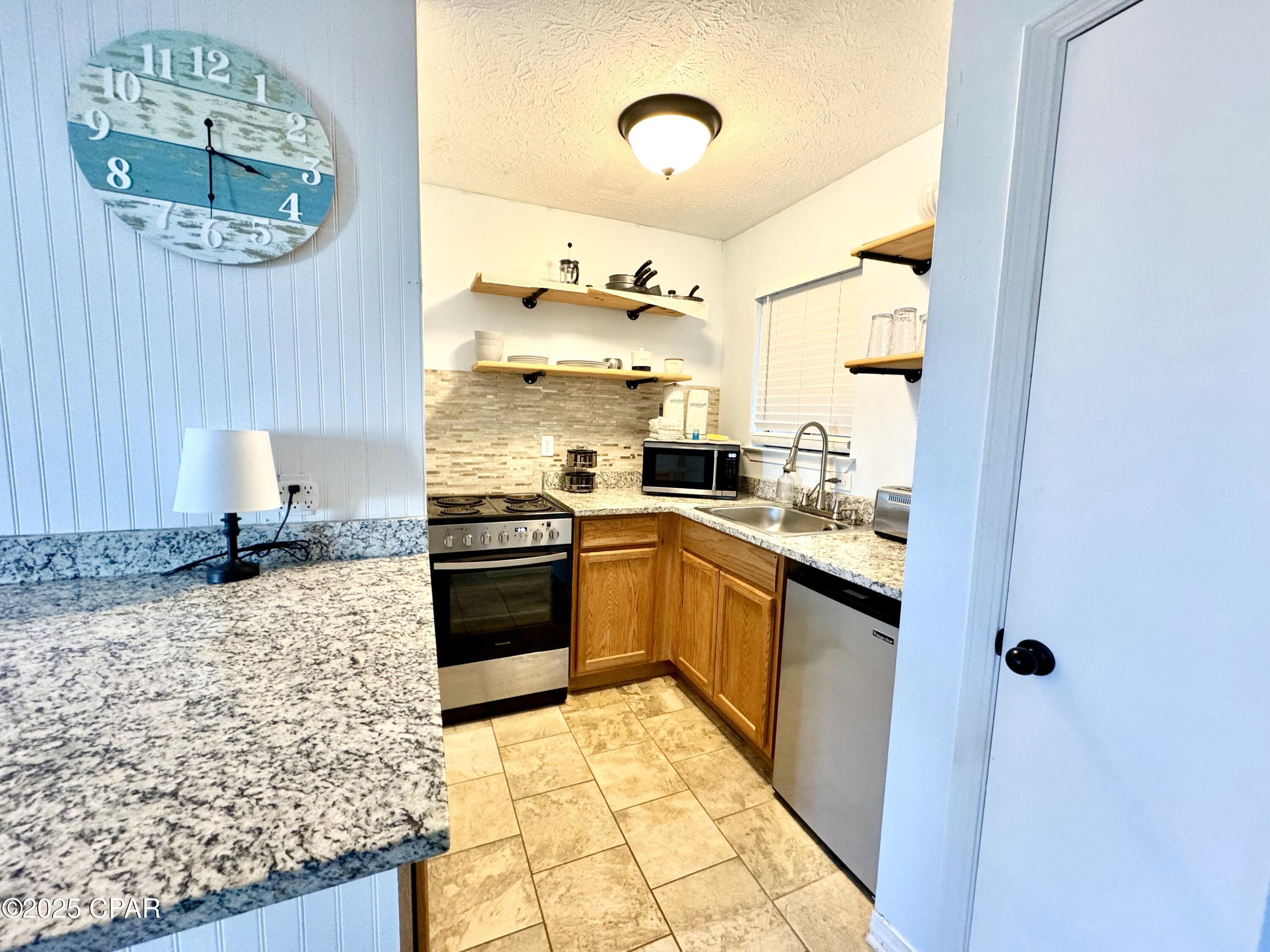 Pirate's Cove Inlet Condo Ph 3 - Residential