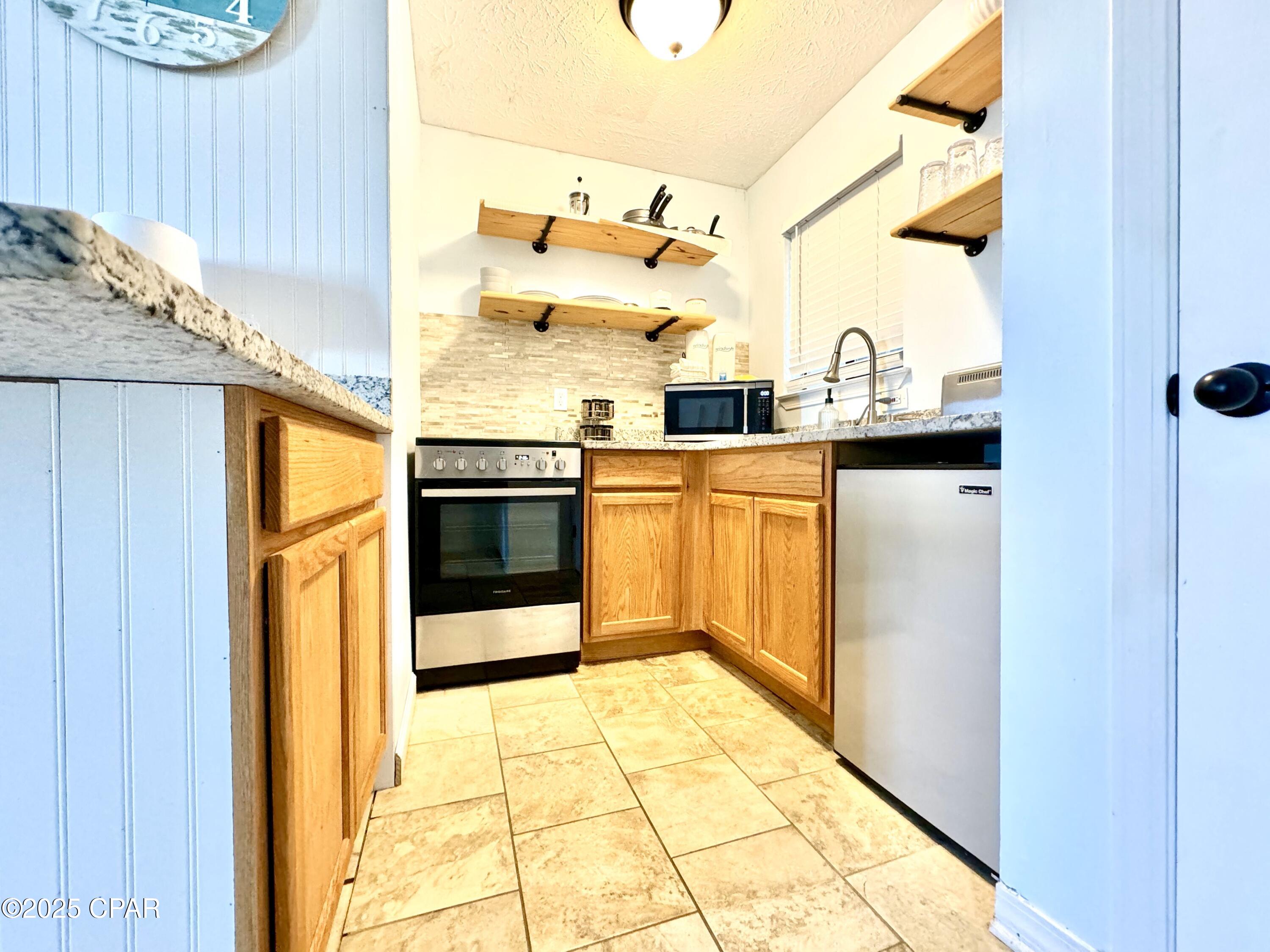 Pirate's Cove Inlet Condo Ph 3 - Residential