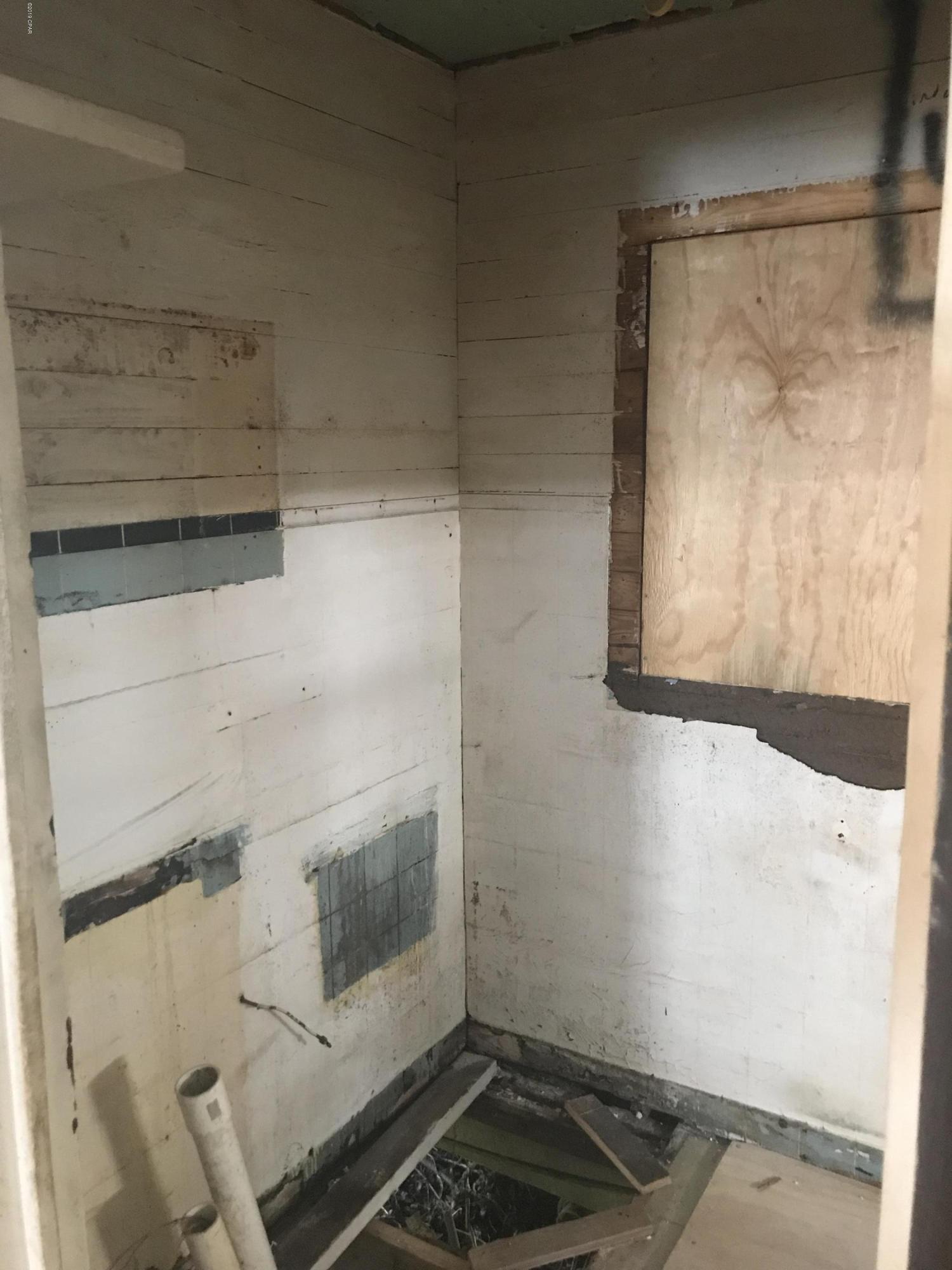 Wh Parker - Residential