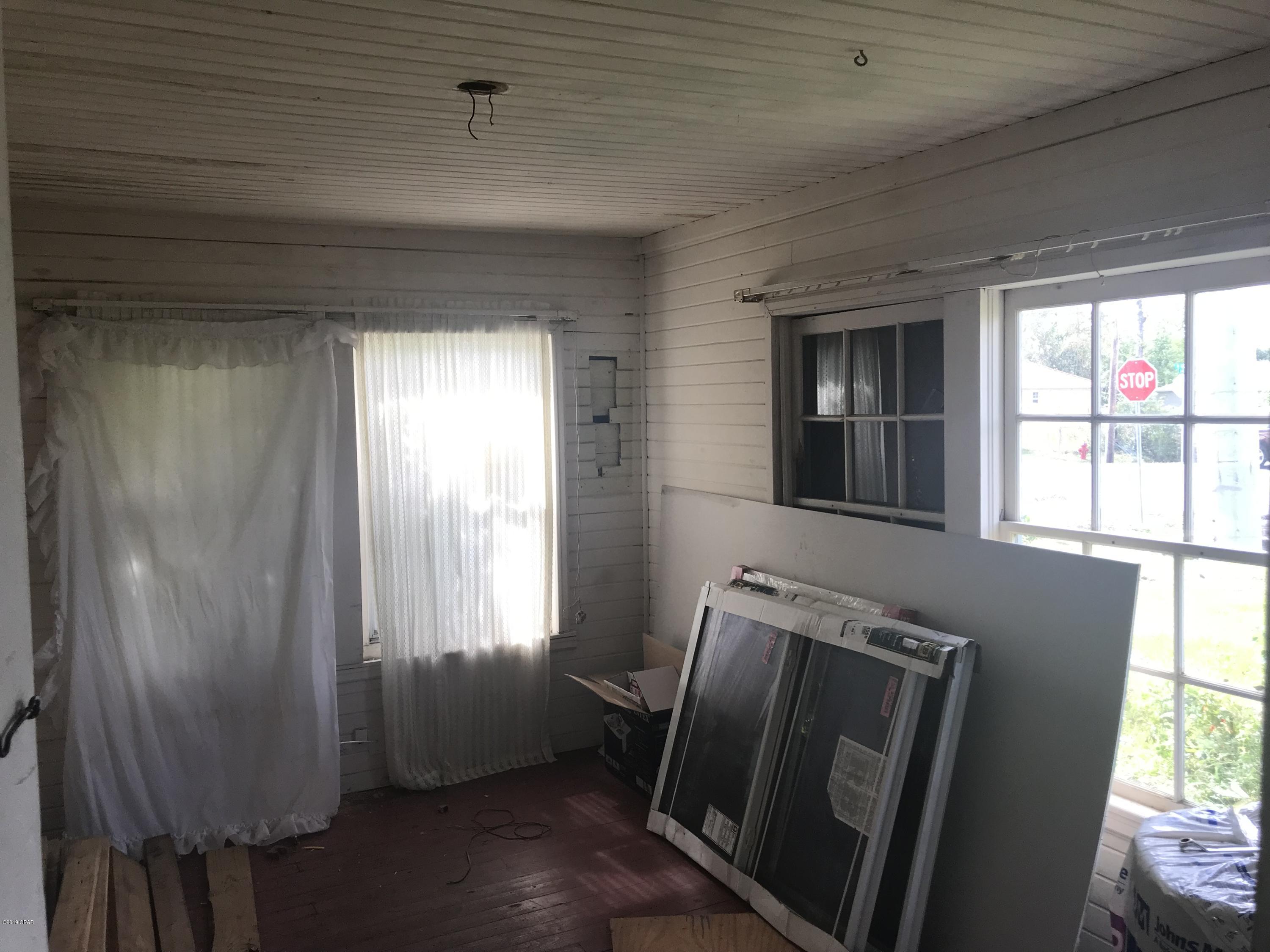 Wh Parker - Residential