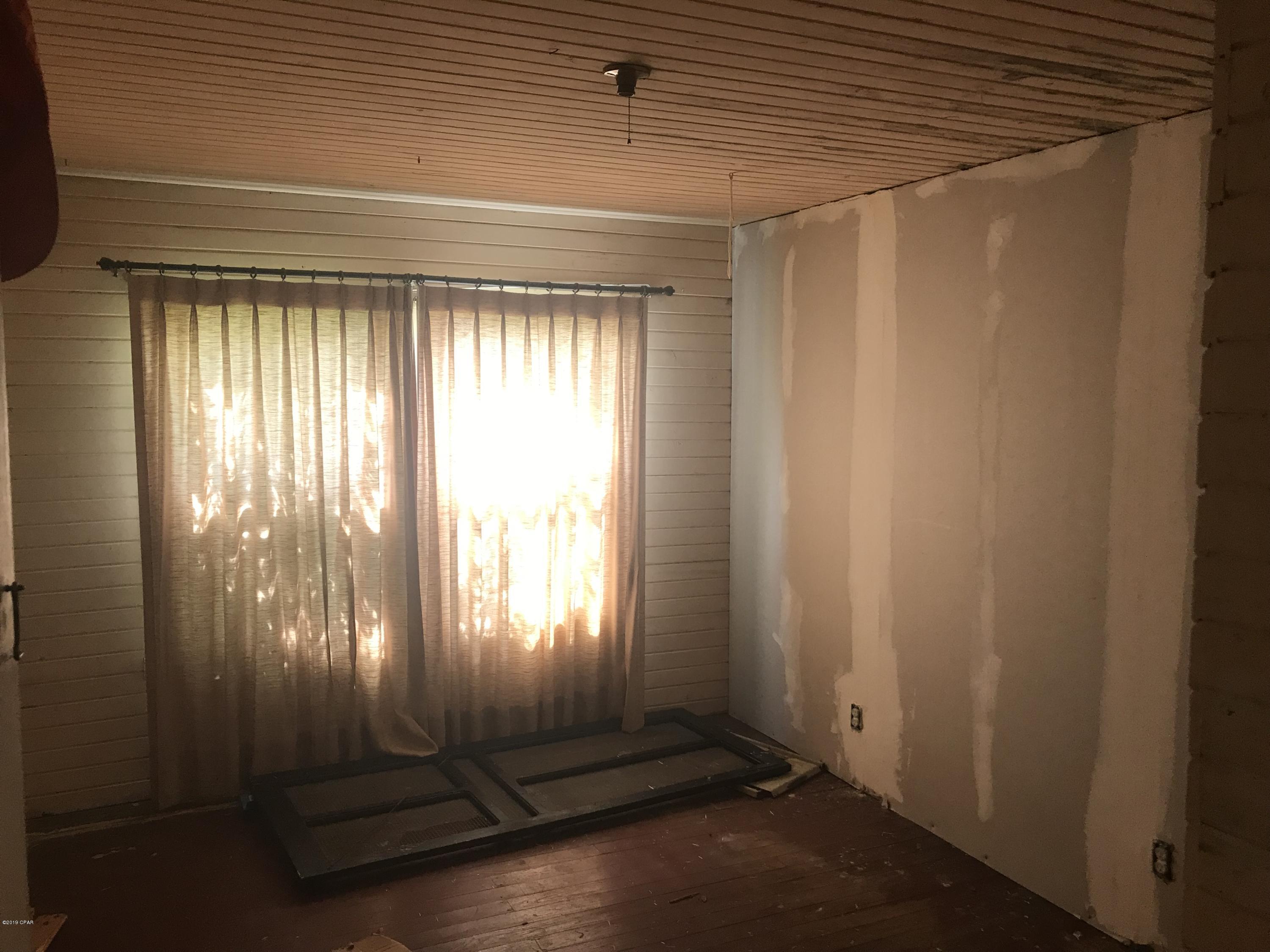 Wh Parker - Residential