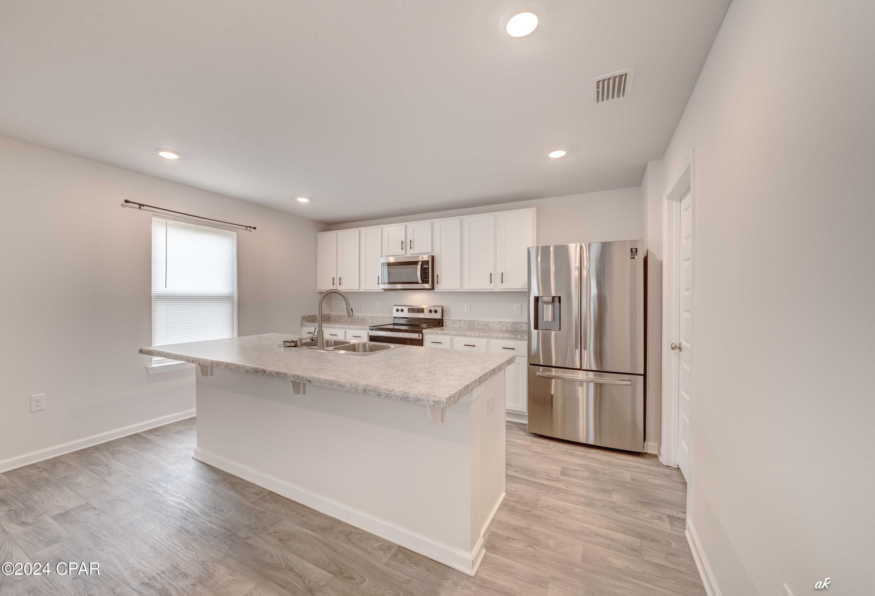 [No Recorded Subdiv] - Residential Lease