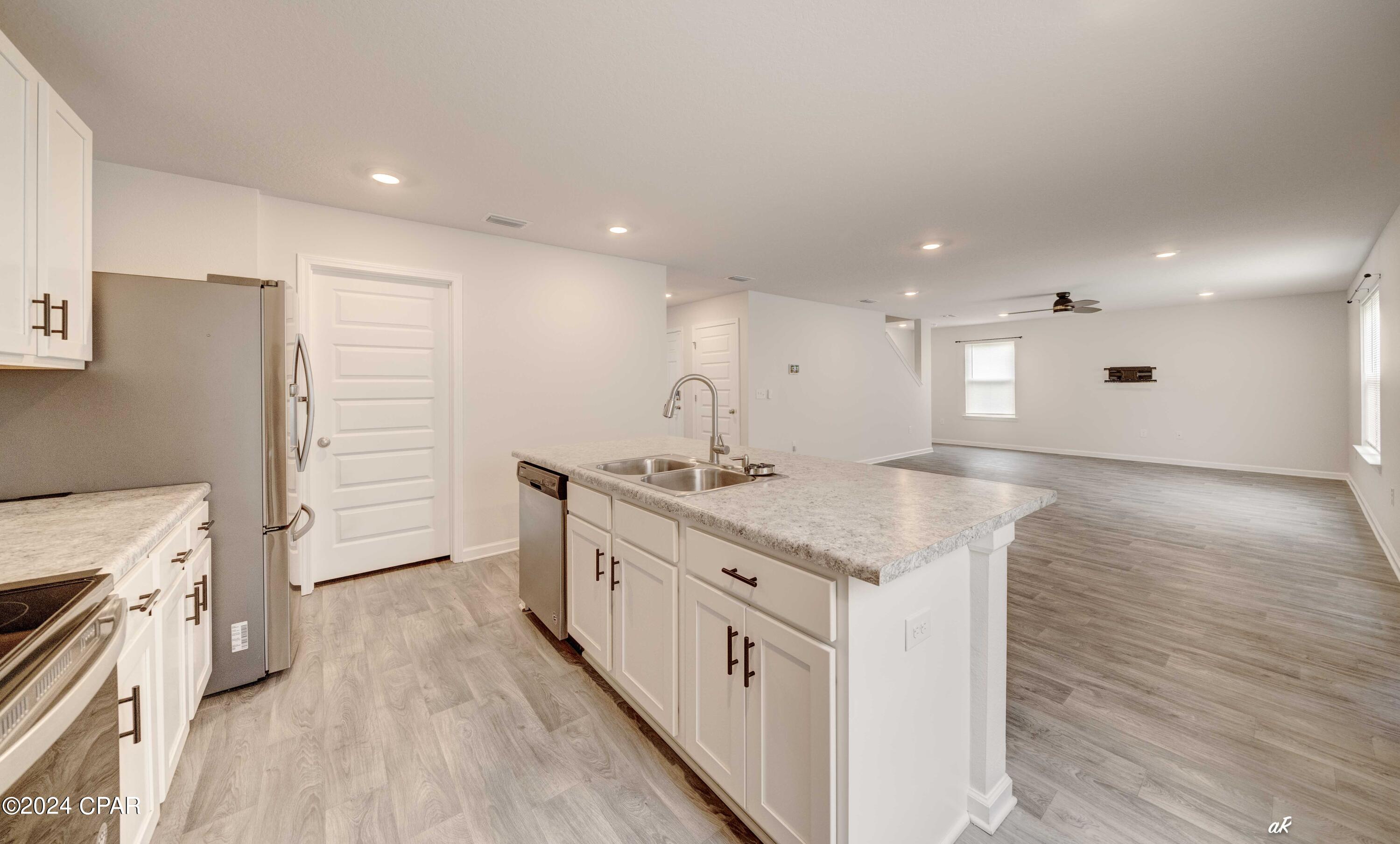 [No Recorded Subdiv] - Residential Lease