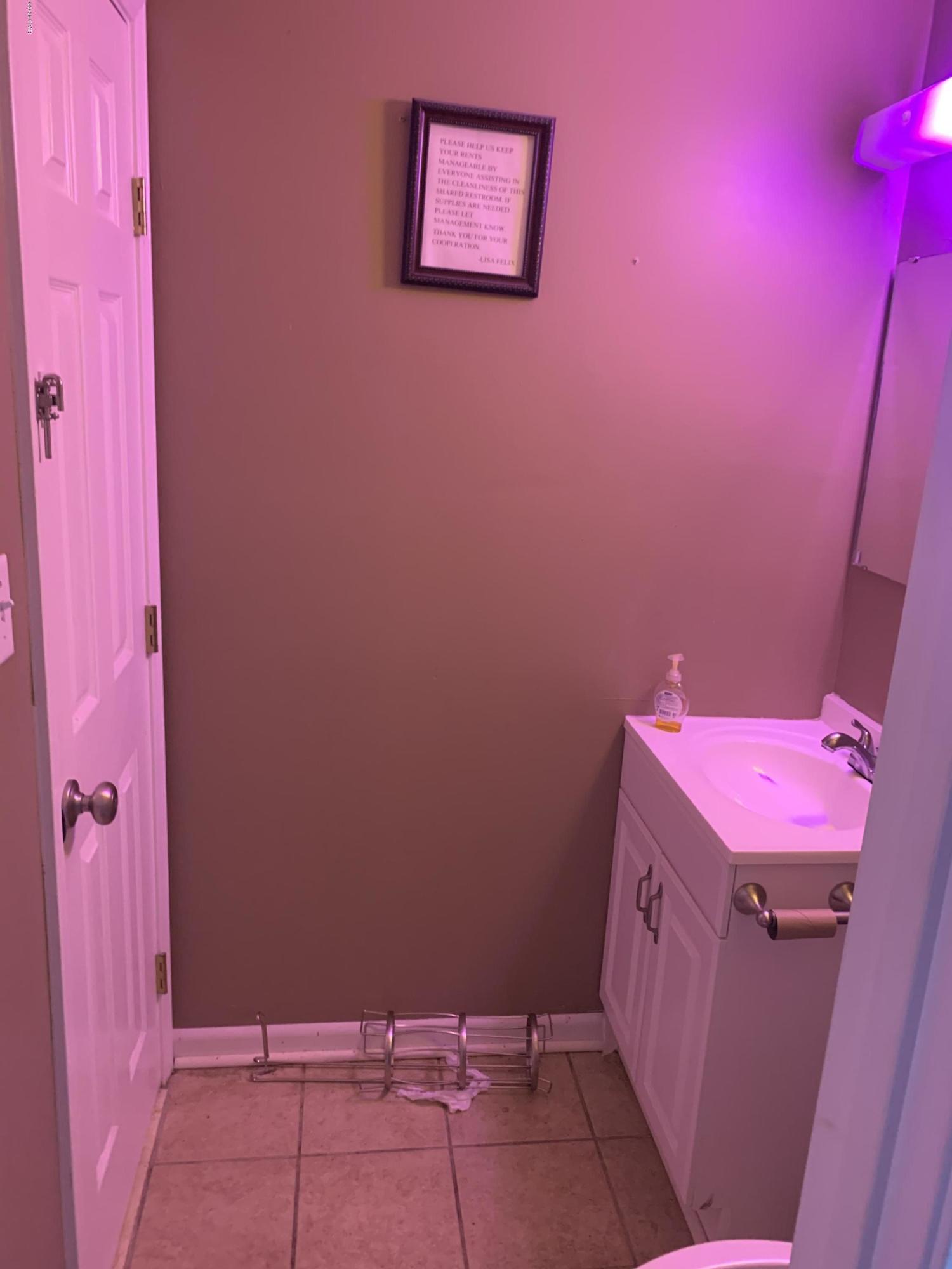 Promenade Shopping Mall - Commercial Lease