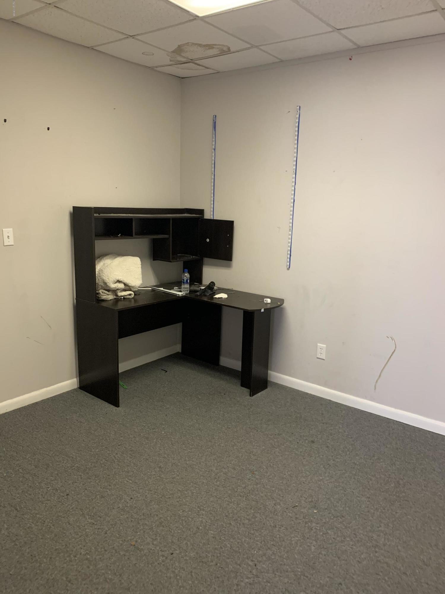 Promenade Shopping Mall - Commercial Lease