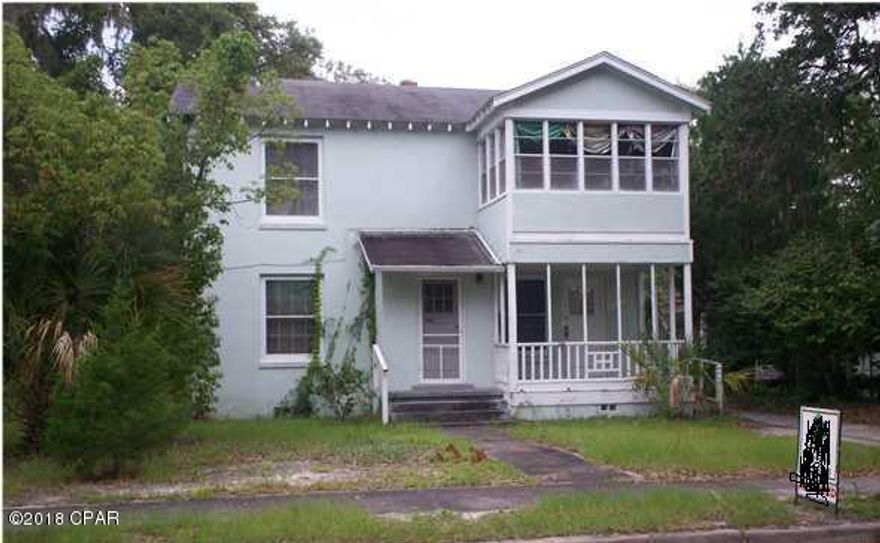 Older upstairs apt, 2BR/1bath located near downtown PC in the Cove, half block from Beach Drive and Bay (waterfront). Fresh interior paint with large front enclosed porch & Huge rear screen porch with laundry hook ups...Finishing up some prep now, should be available by Monday 9/10/2018. Prefer no pets. RENTED UNFURNISHED. Tenant Pays Utilities. Upstairs unit and only one bath is not a children friendly set up. (Owner prefers no excessive noise for downstairs other occupant)- so this is recommended for single adults or couples. IF INTERESTED PROCEDURE: 1)Please FIRST drive by exterior/neighborhood, if then still satisfactory, 2)Phone us (850-785-8746) for appt to see. 3)After seen in person, application may then be obtained for our verification of tenant data (employment/references, etc).