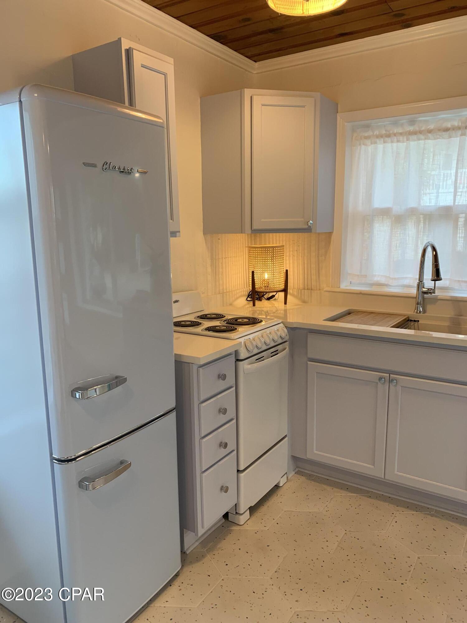 Kiska Beach - Residential