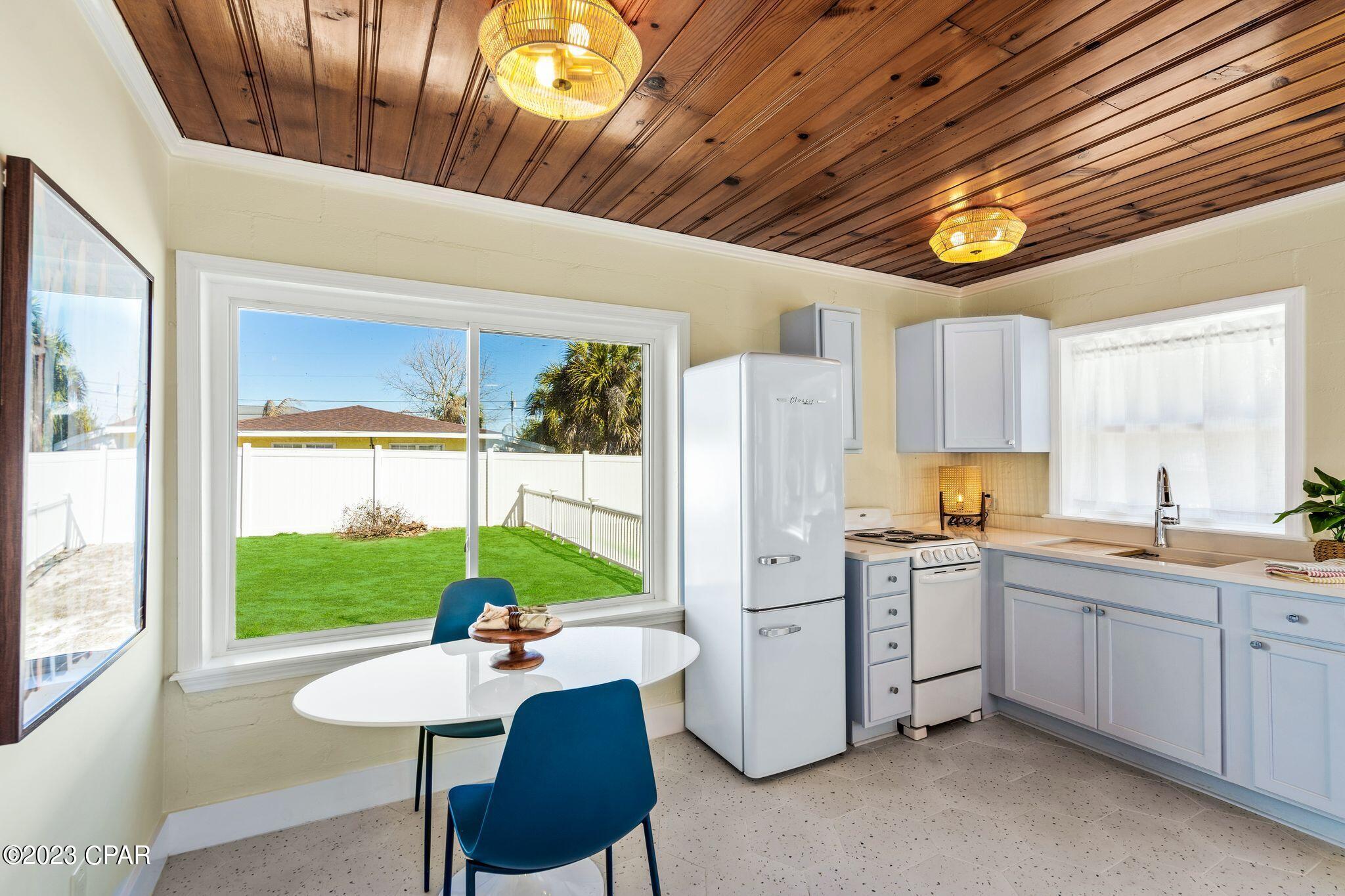 Kiska Beach - Residential